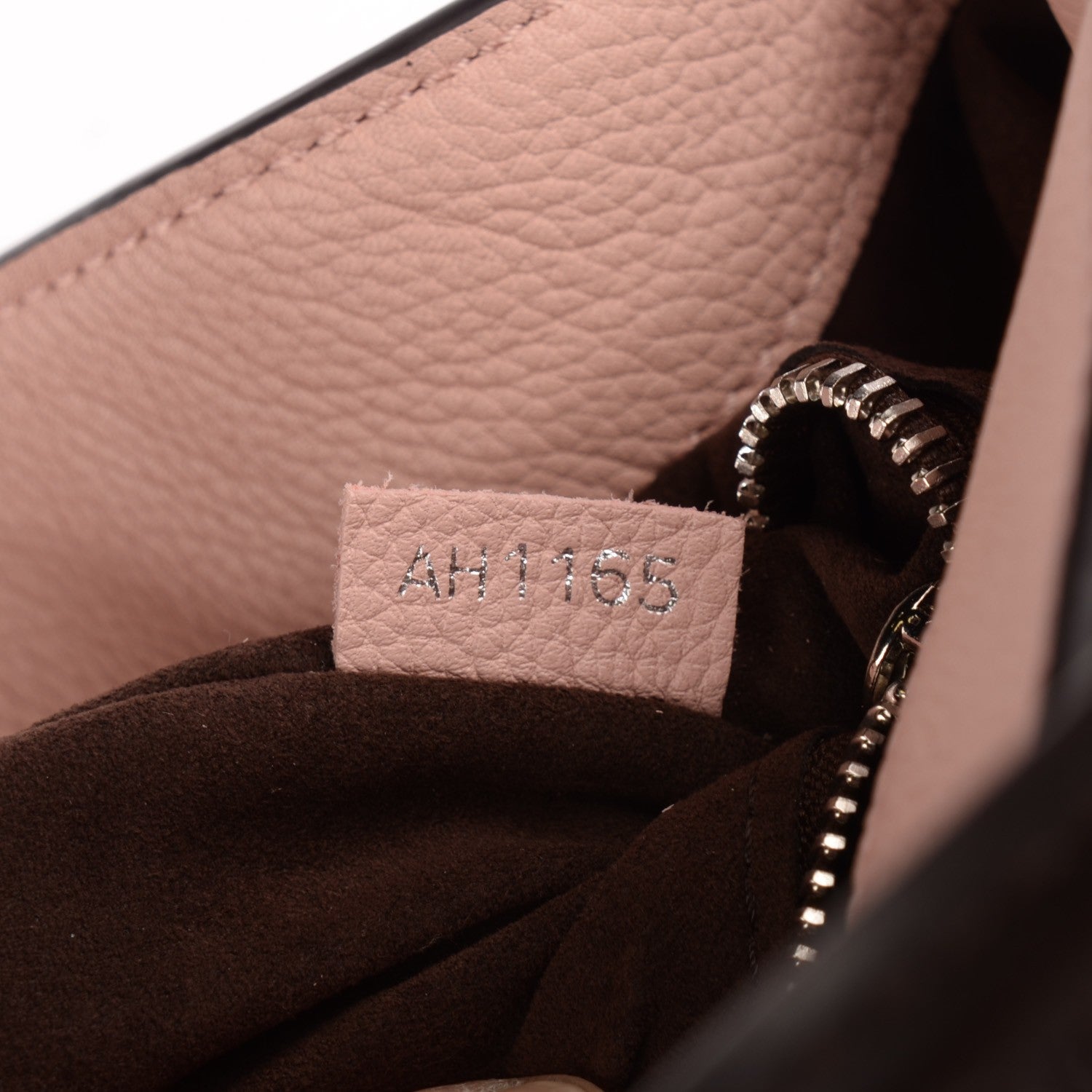 Louis Vuitton Mahina Babylone PM Magnolia 6 of 7