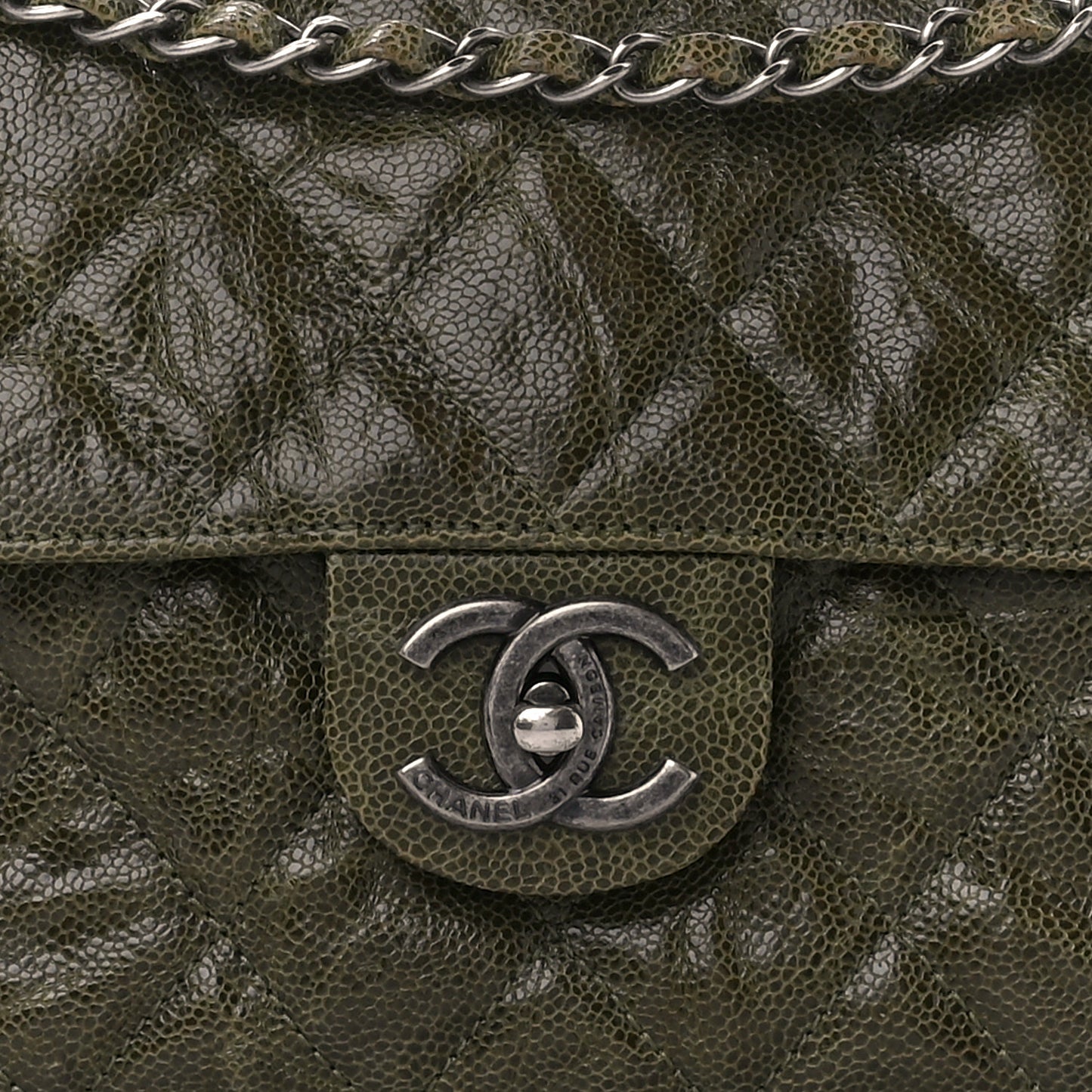 Crumpled Grained Calfskin Jumbo CC Crave Flap Green