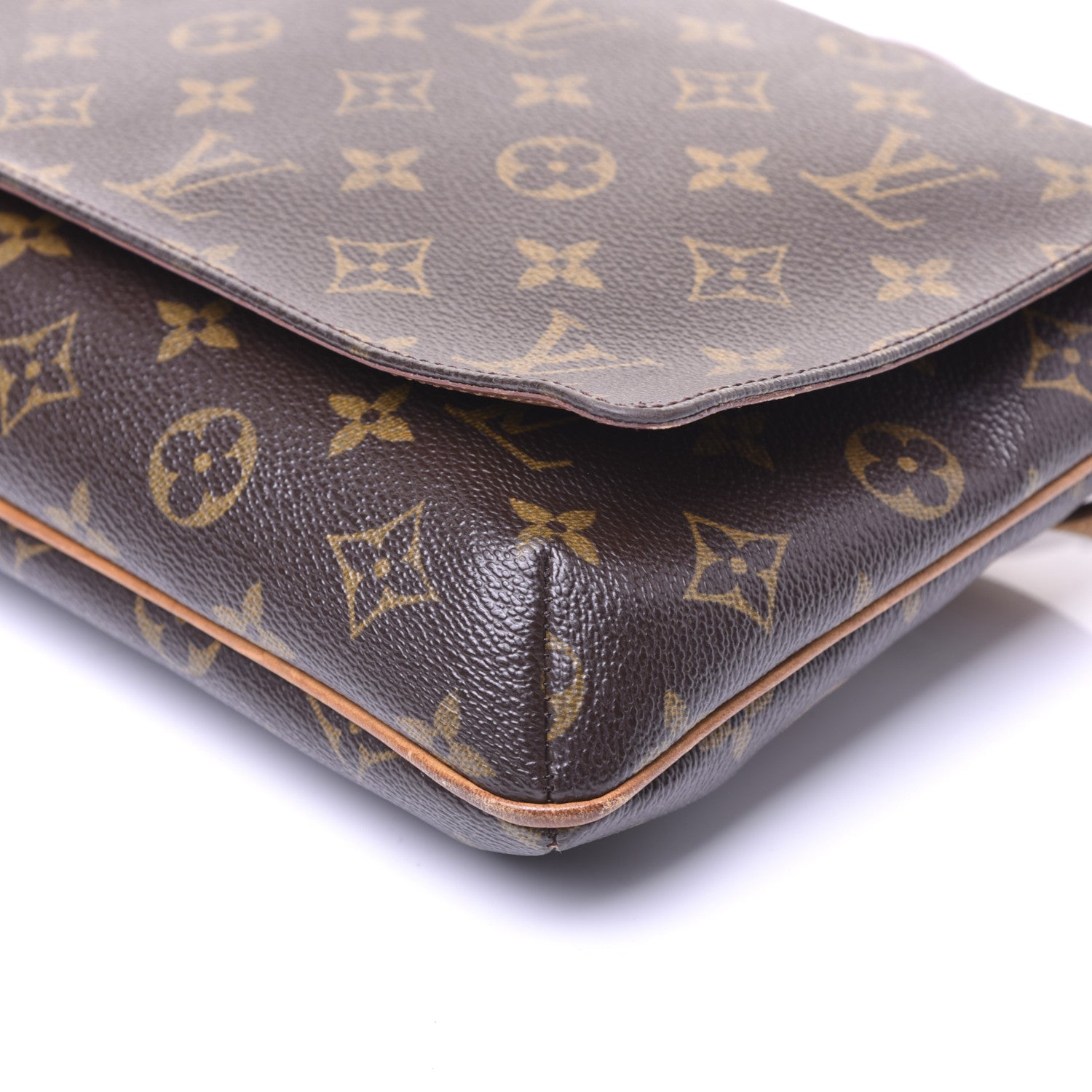Louis Vuitton Monogram Musette Tango Long Strap 8 of 14