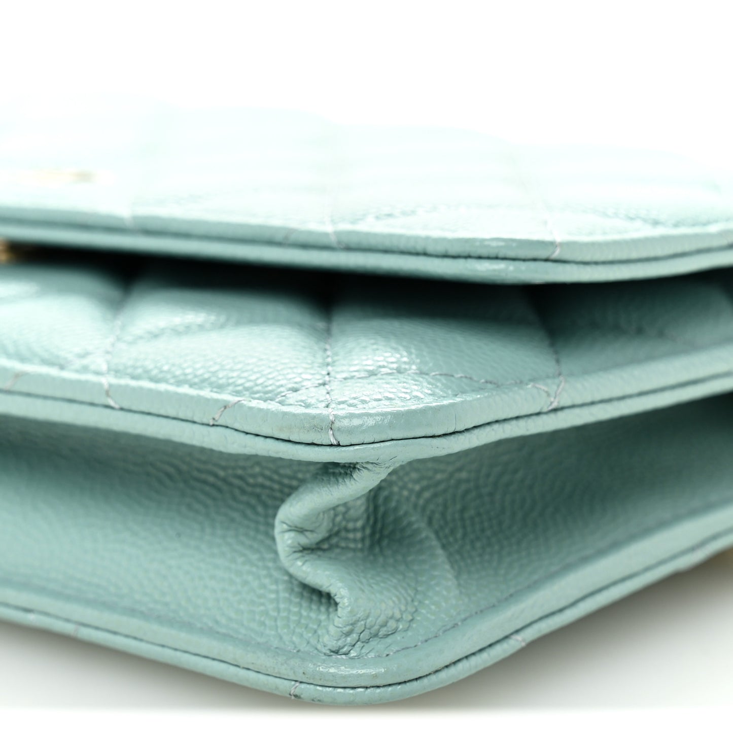 Caviar Quilted Wallet on Chain WOC Light Blue