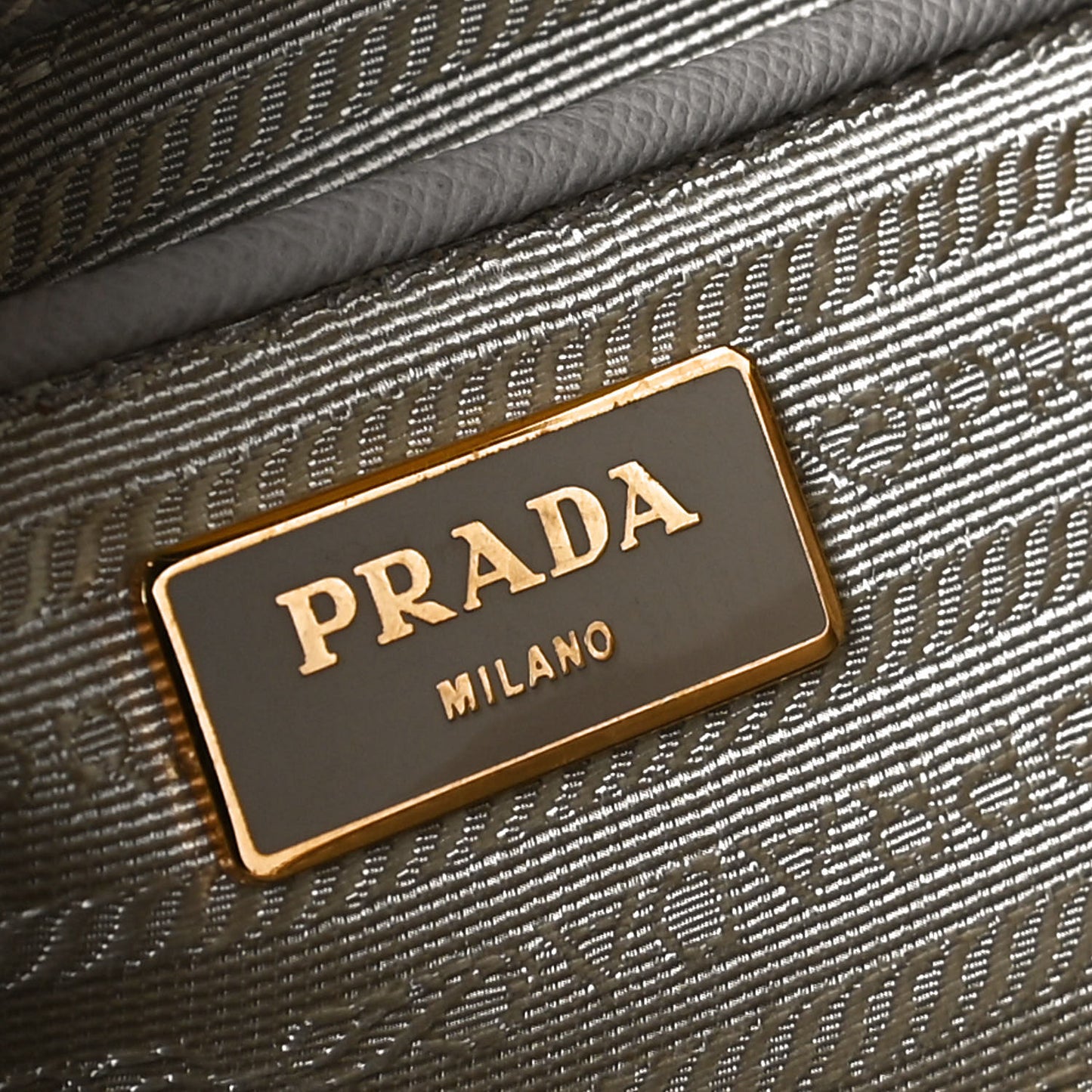 Saffiano Large Galleria Double Zip Tote Pomice