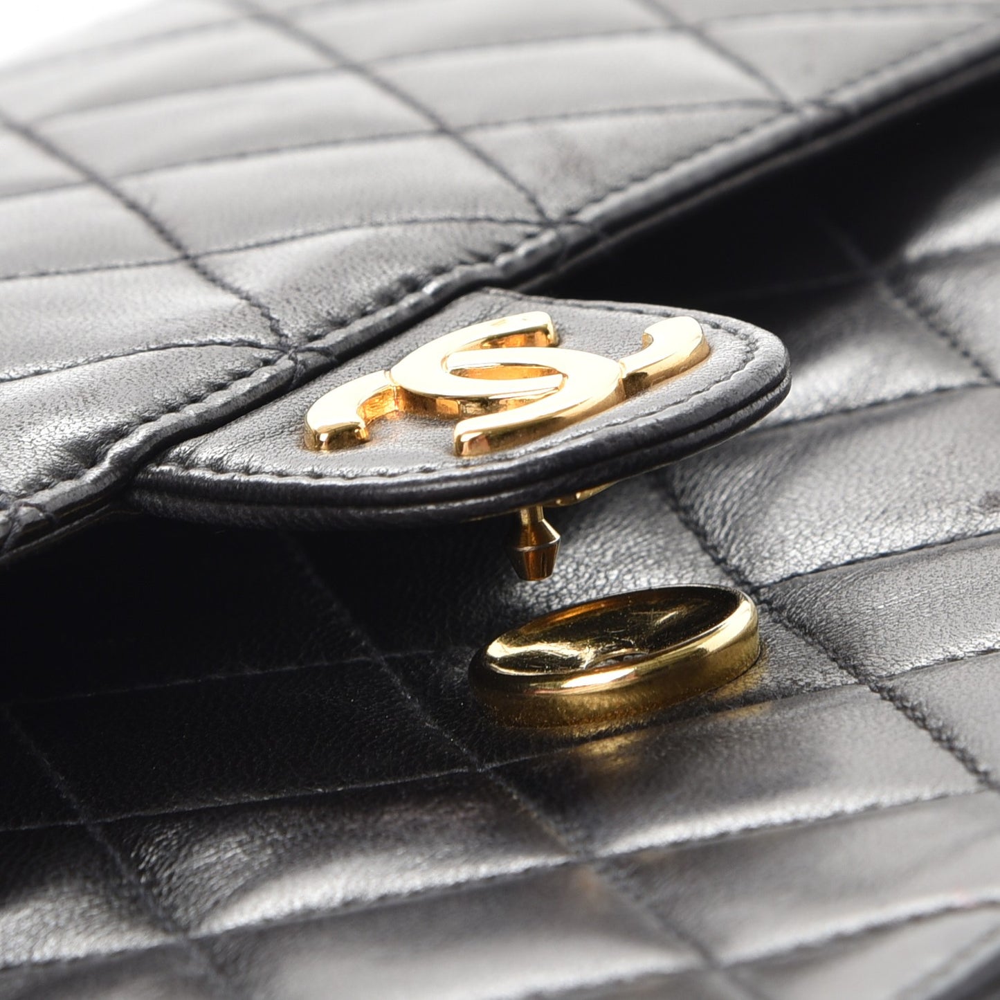 Lambskin Quilted Medium Single Flap Black
