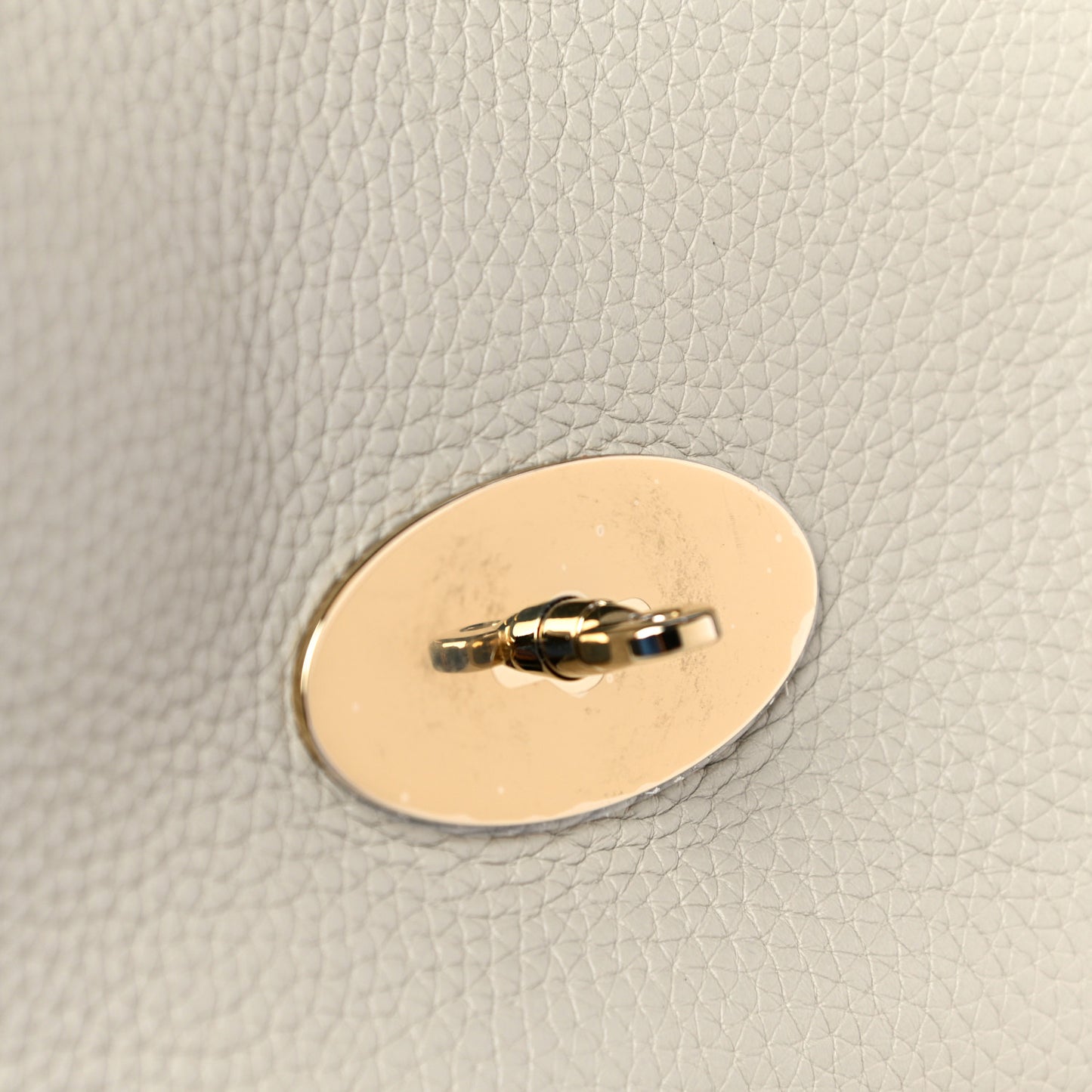 Small Classic Grain Calfskin Medium Lily Flap Grey