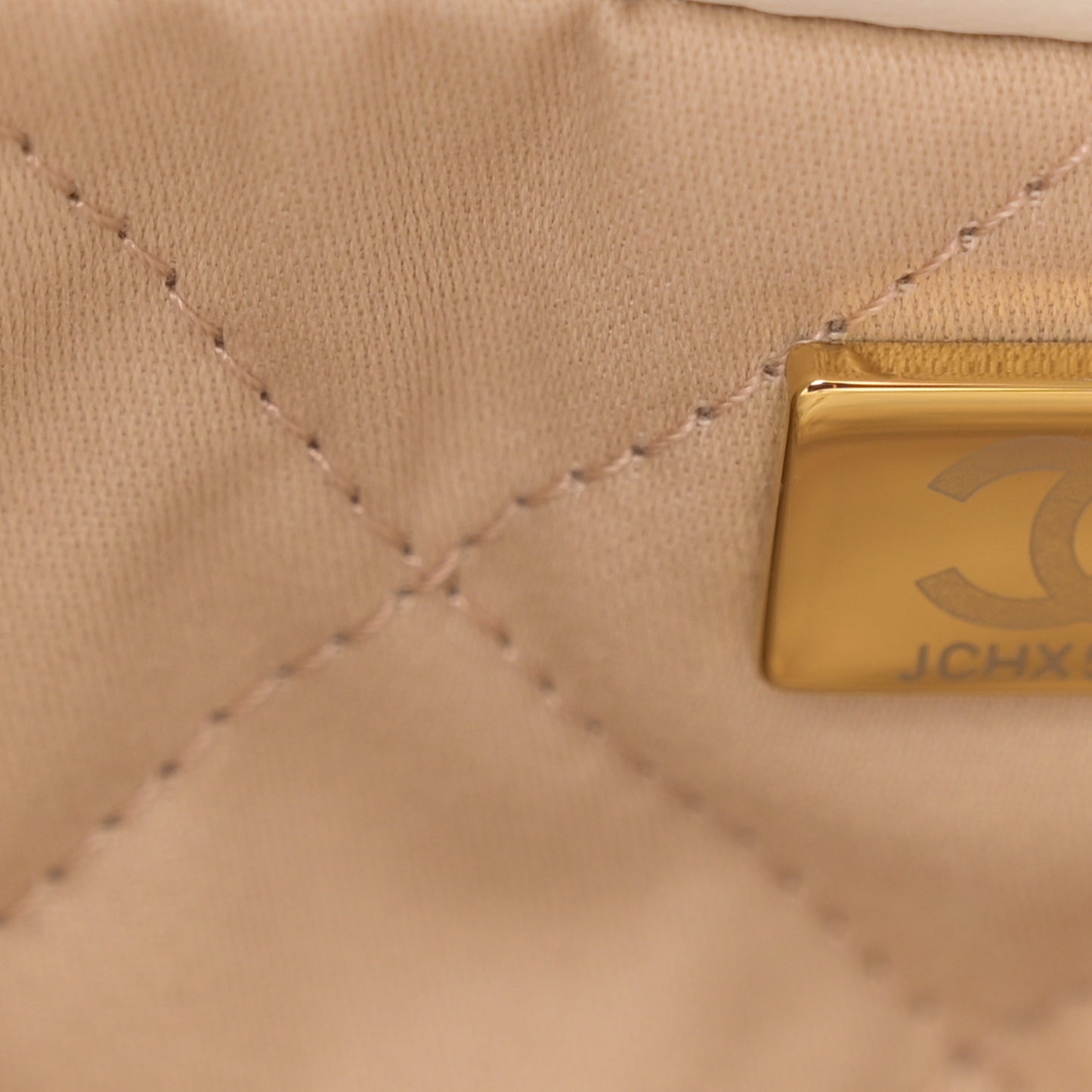 Shiny Calfskin Quilted Small Chanel 22 White