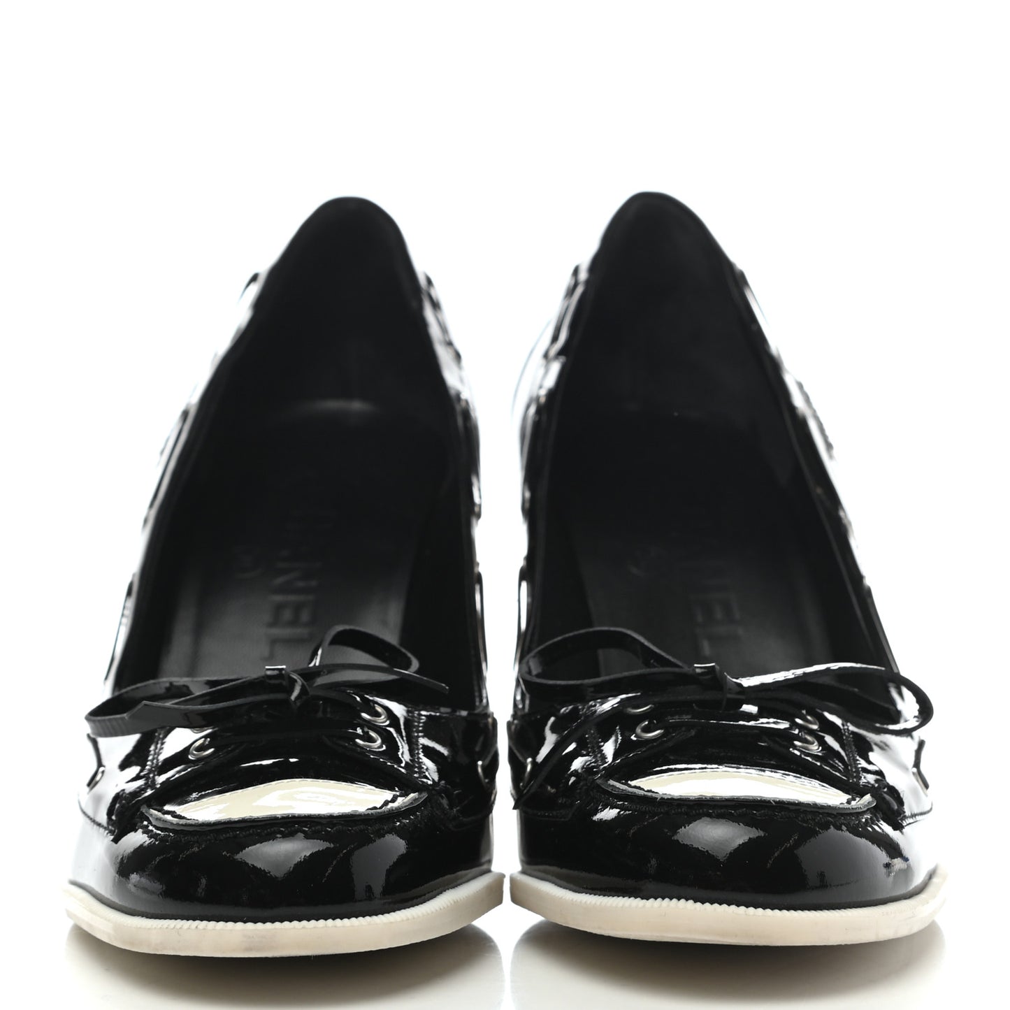 Lambskin Patent Cap Toe Boat Pumps 38 Black White