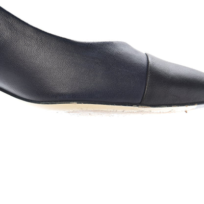 Chanel Lambskin Cap Toe Pearl Pumps 39 Navy Blue Black 10 of 14