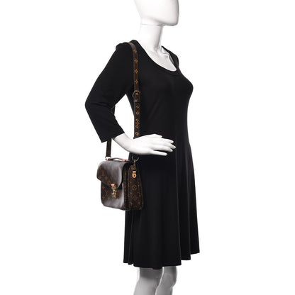 Louis Vuitton Monogram Pochette Metis 2 of 10