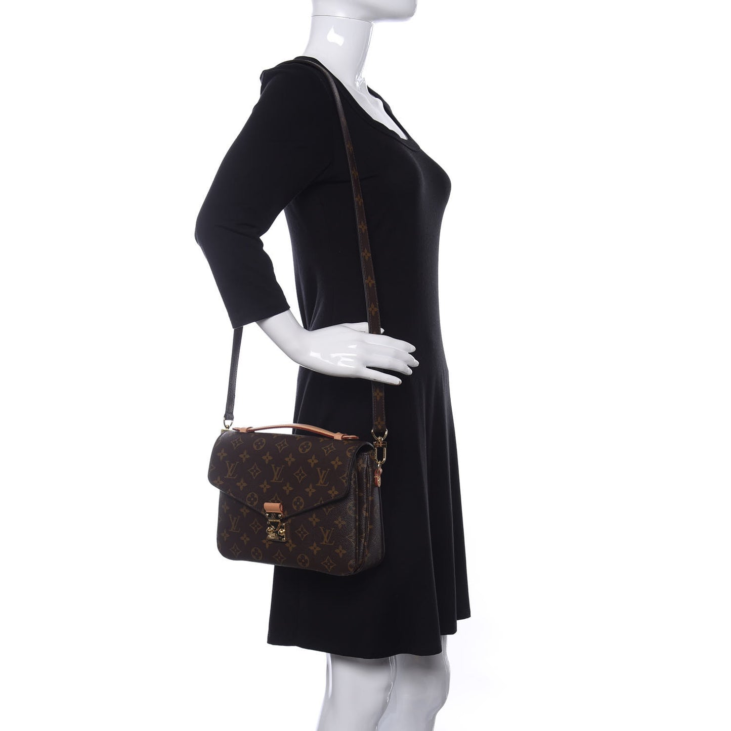 Monogram Pochette Metis