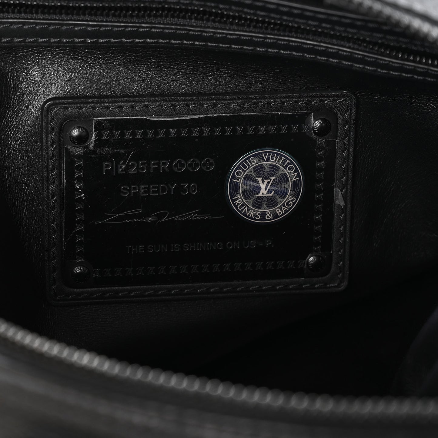 Calfskin Monogram Speedy P9 Bandouliere 30 Ultra Black