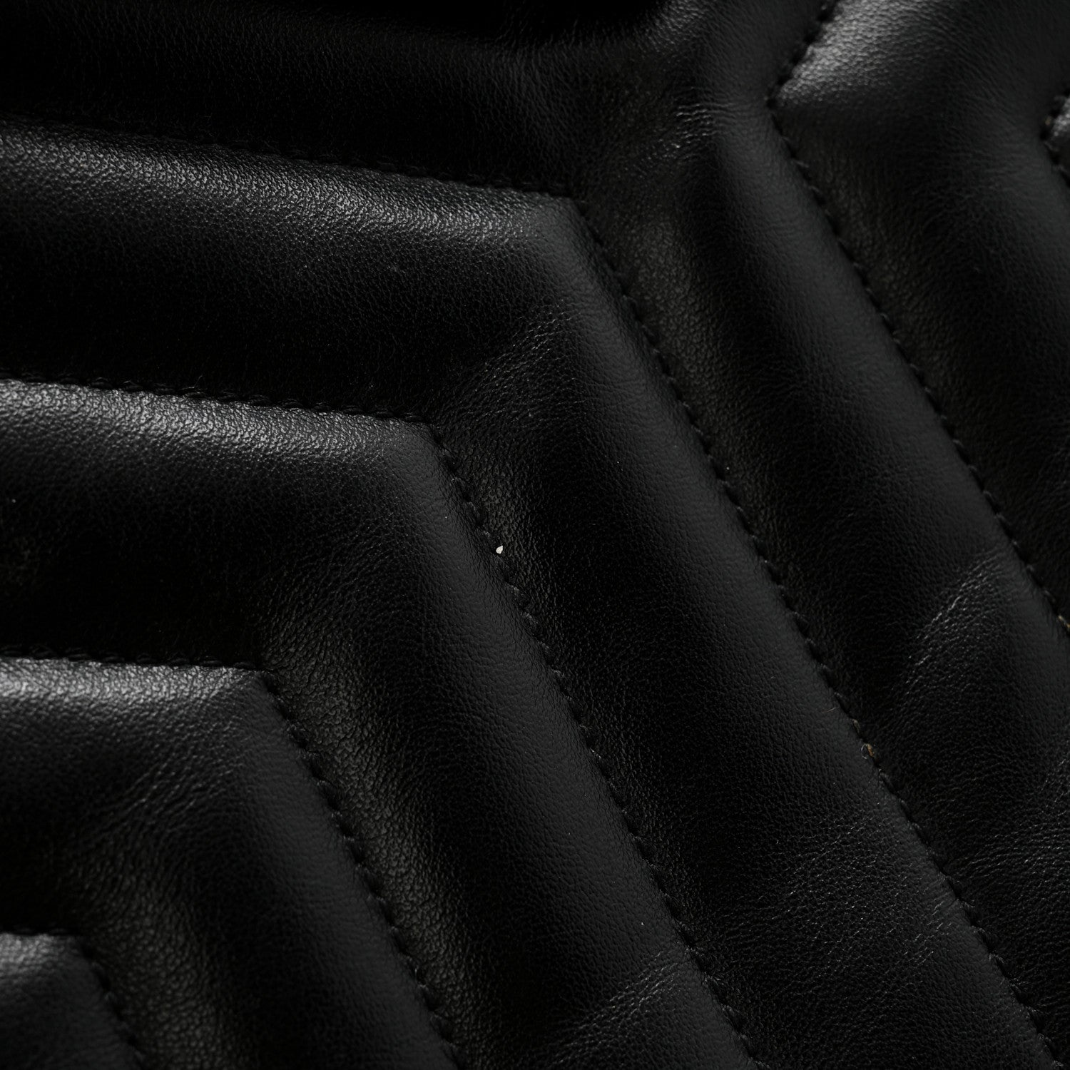 Saint Laurent Calfskin Y Quilted Monogram Loulou Document Holder Black 25 of 25