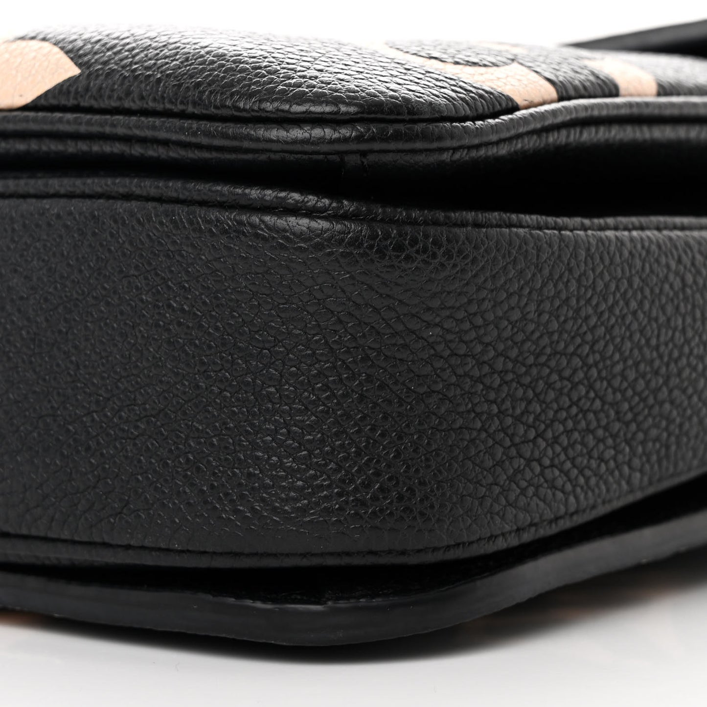 Empreinte Monogram Giant Pochette Metis Black Beige