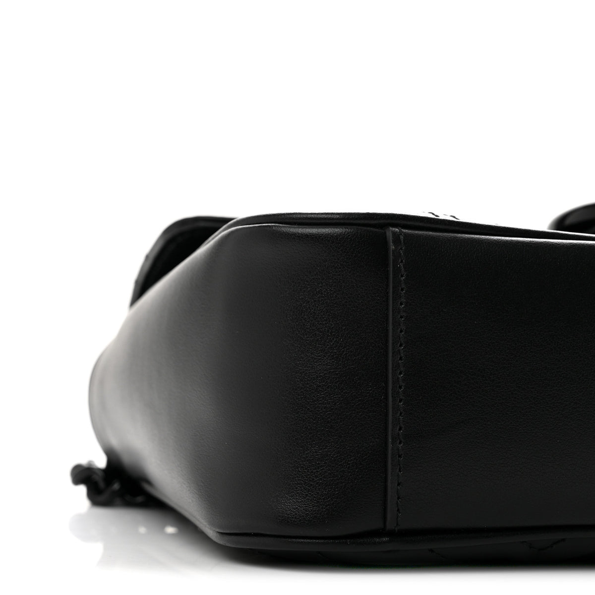 Calfskin Matelasse Monochrome Small GG Marmont Shoulder Bag Black