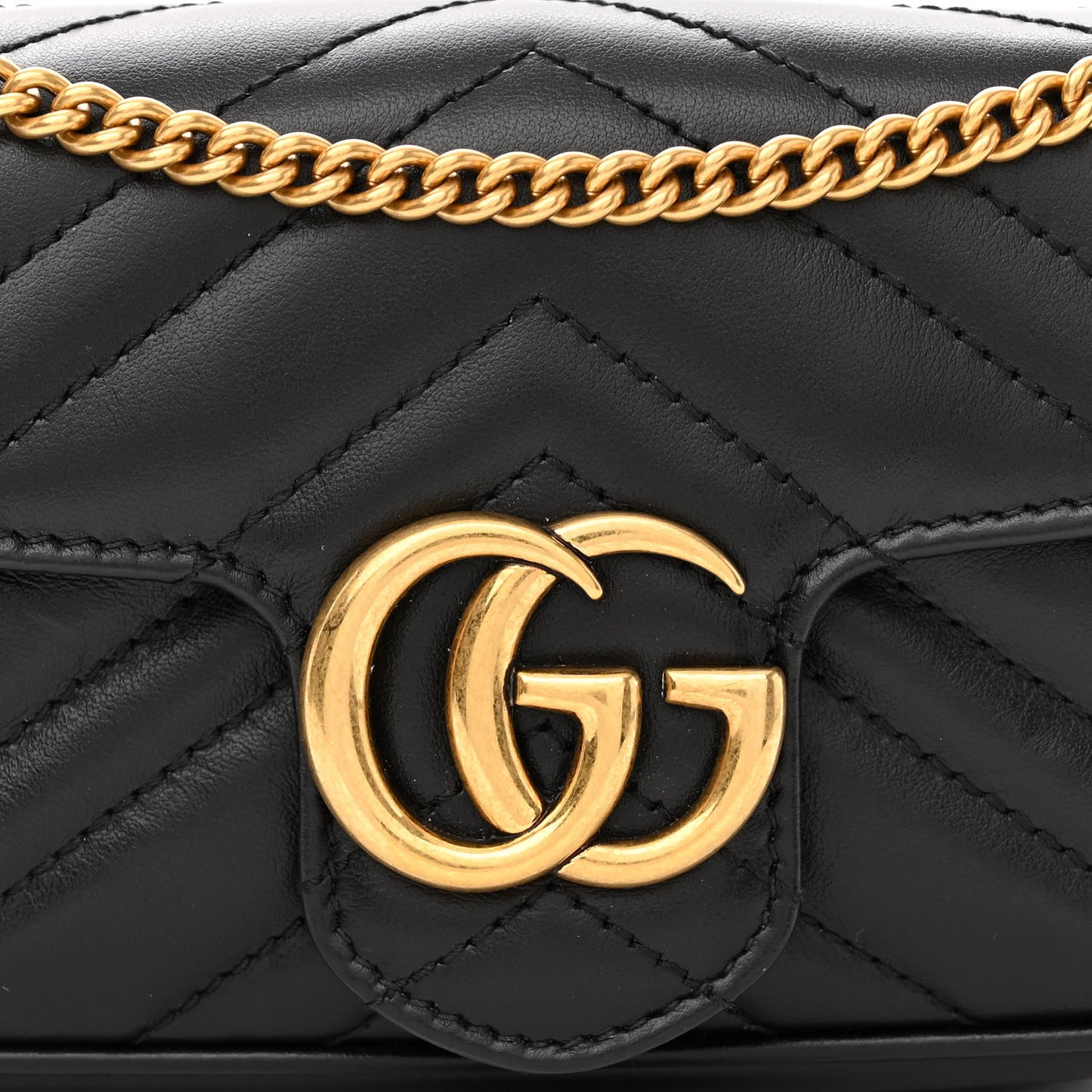 Calfskin Matelasse Super Mini GG Marmont Shoulder Bag Black