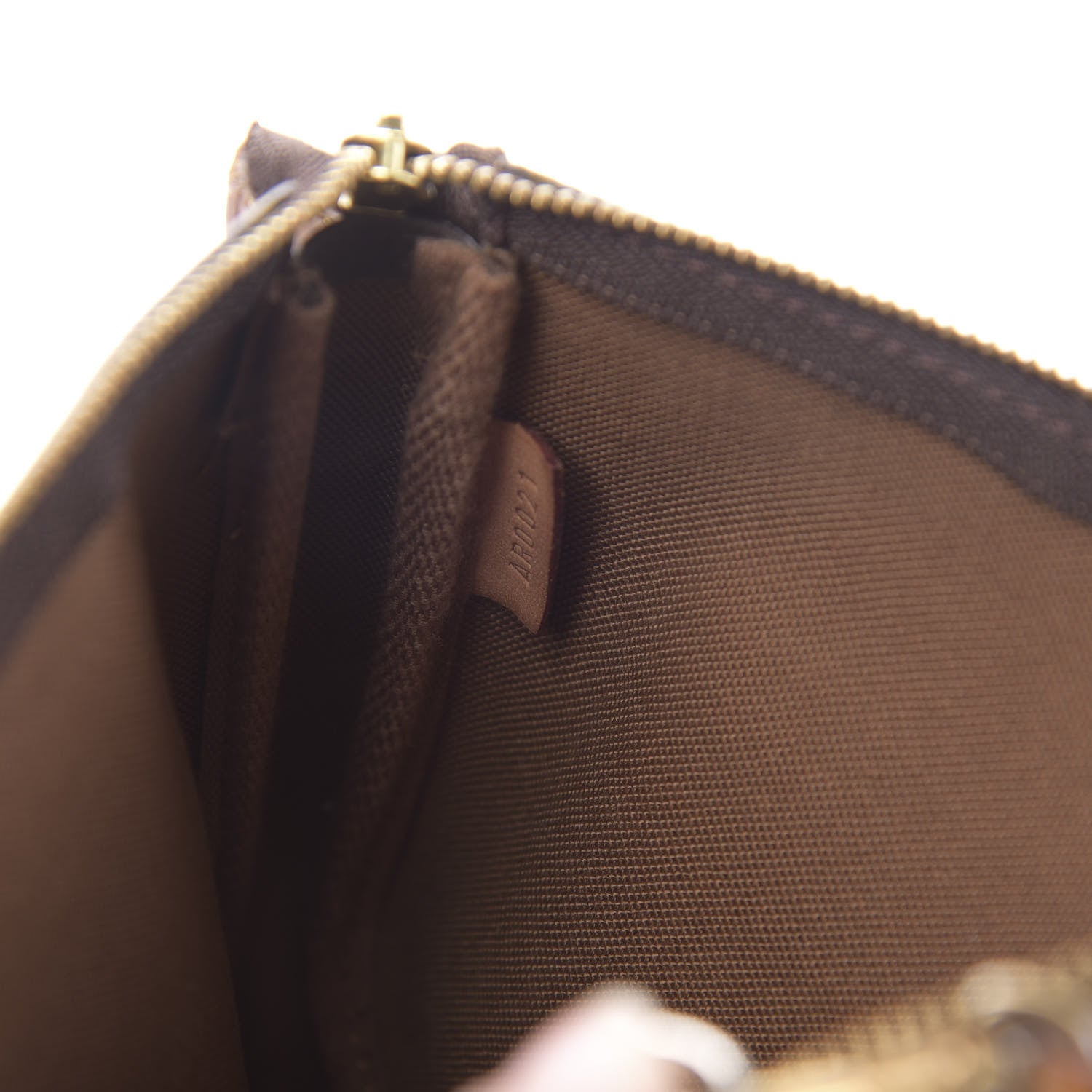 Louis Vuitton Monogram Pochette Accessories 7 of 11
