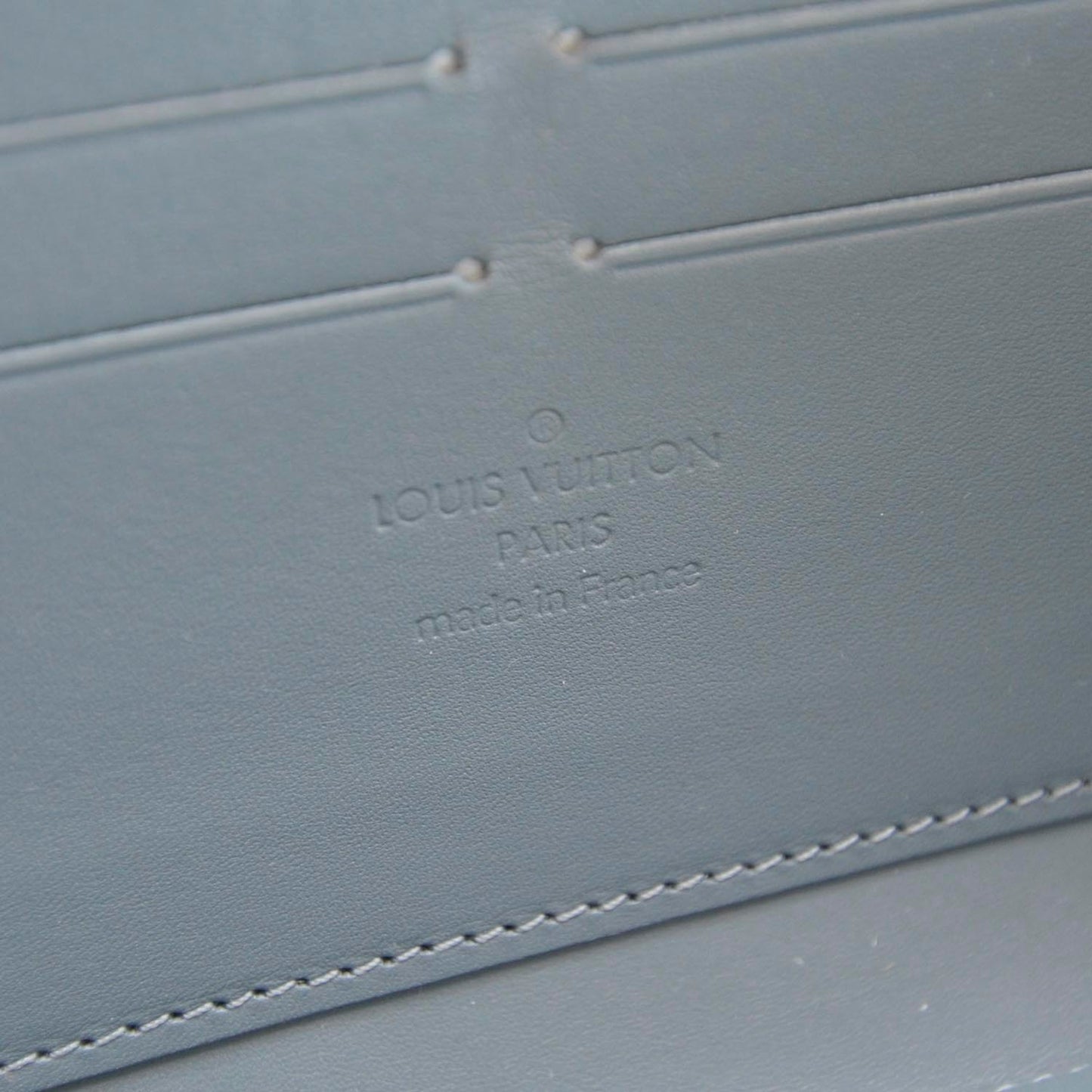 Vernis Zippy Wallet Givre