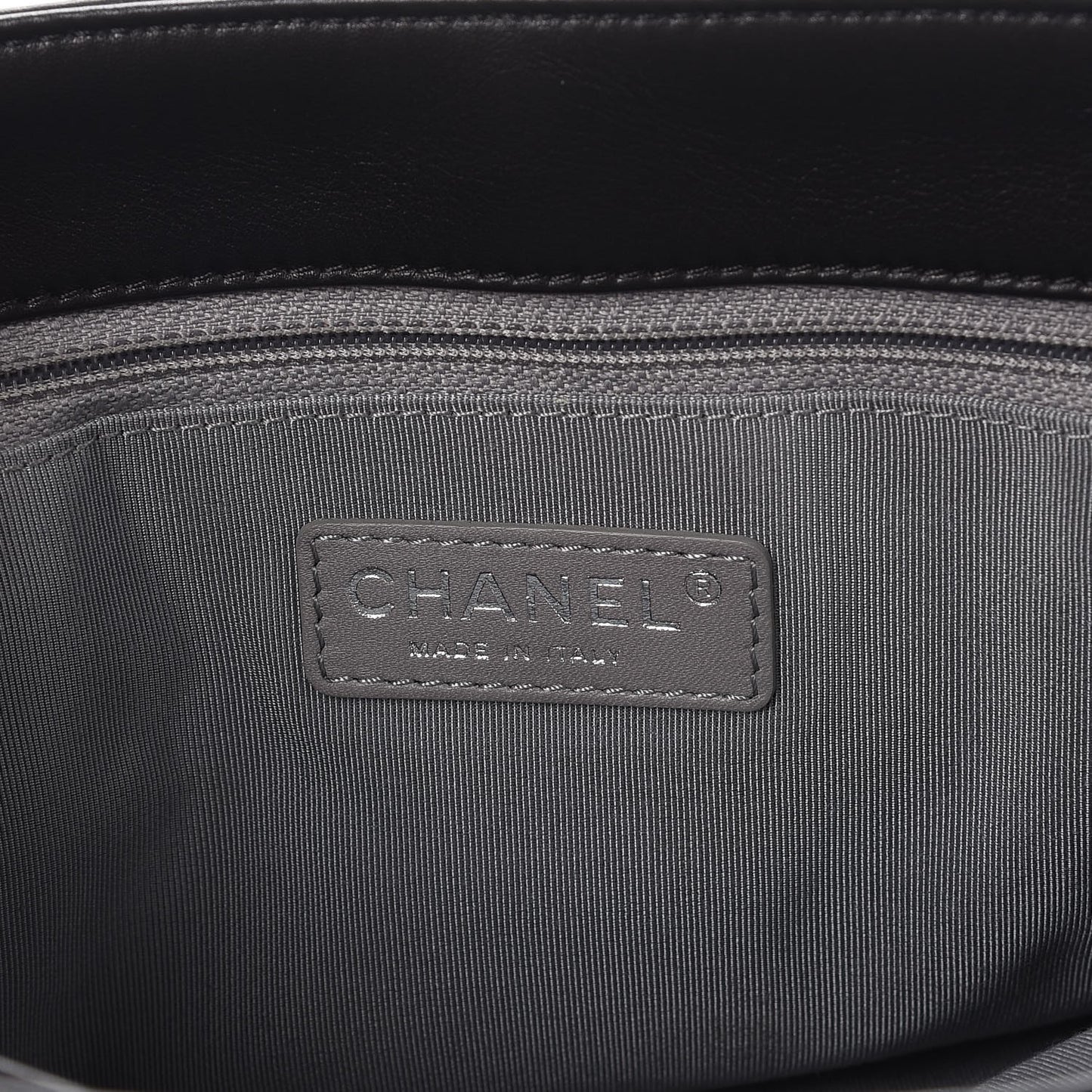 Calfskin Coco Pleats Flap Black