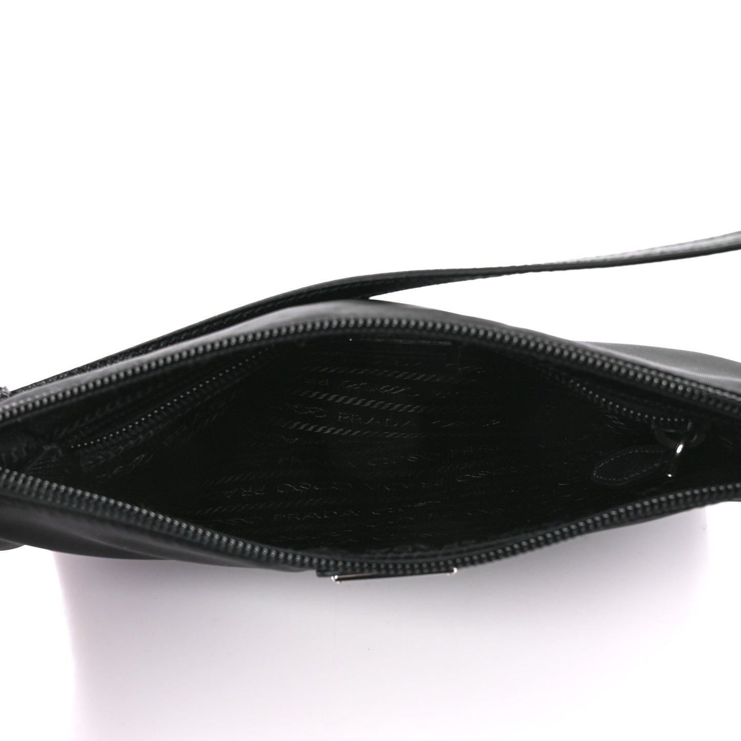 Re-Nylon Vela Pouch Black