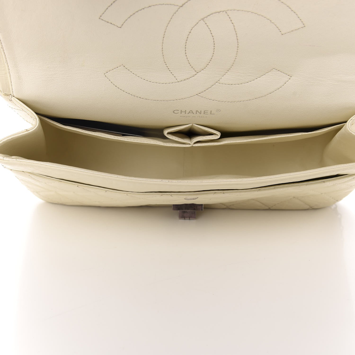 Chanel Aged Calfskin 2.55 Reissue 227 Flap Ivory 5 of 12