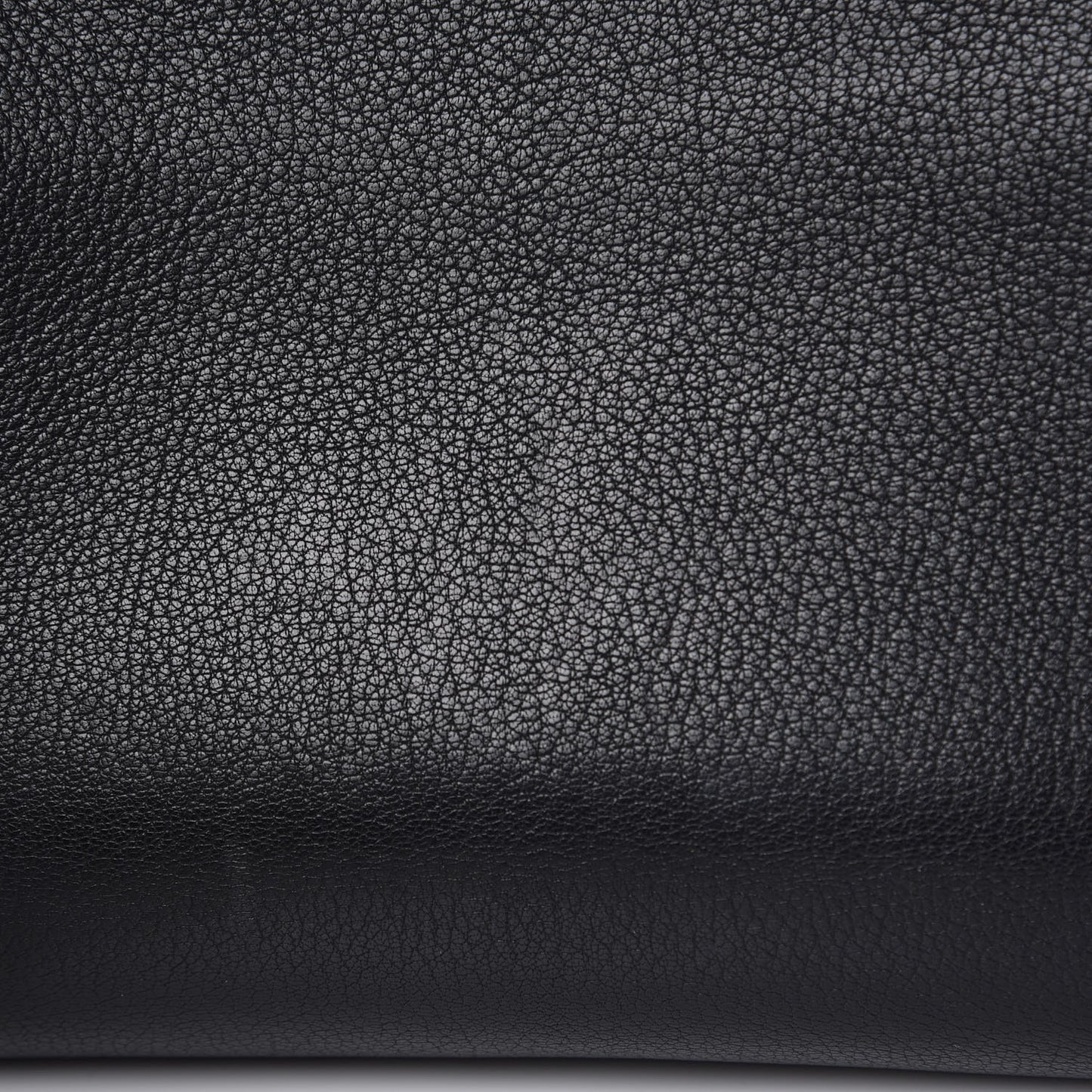 Sugar Goatskin Medium Antigona Black