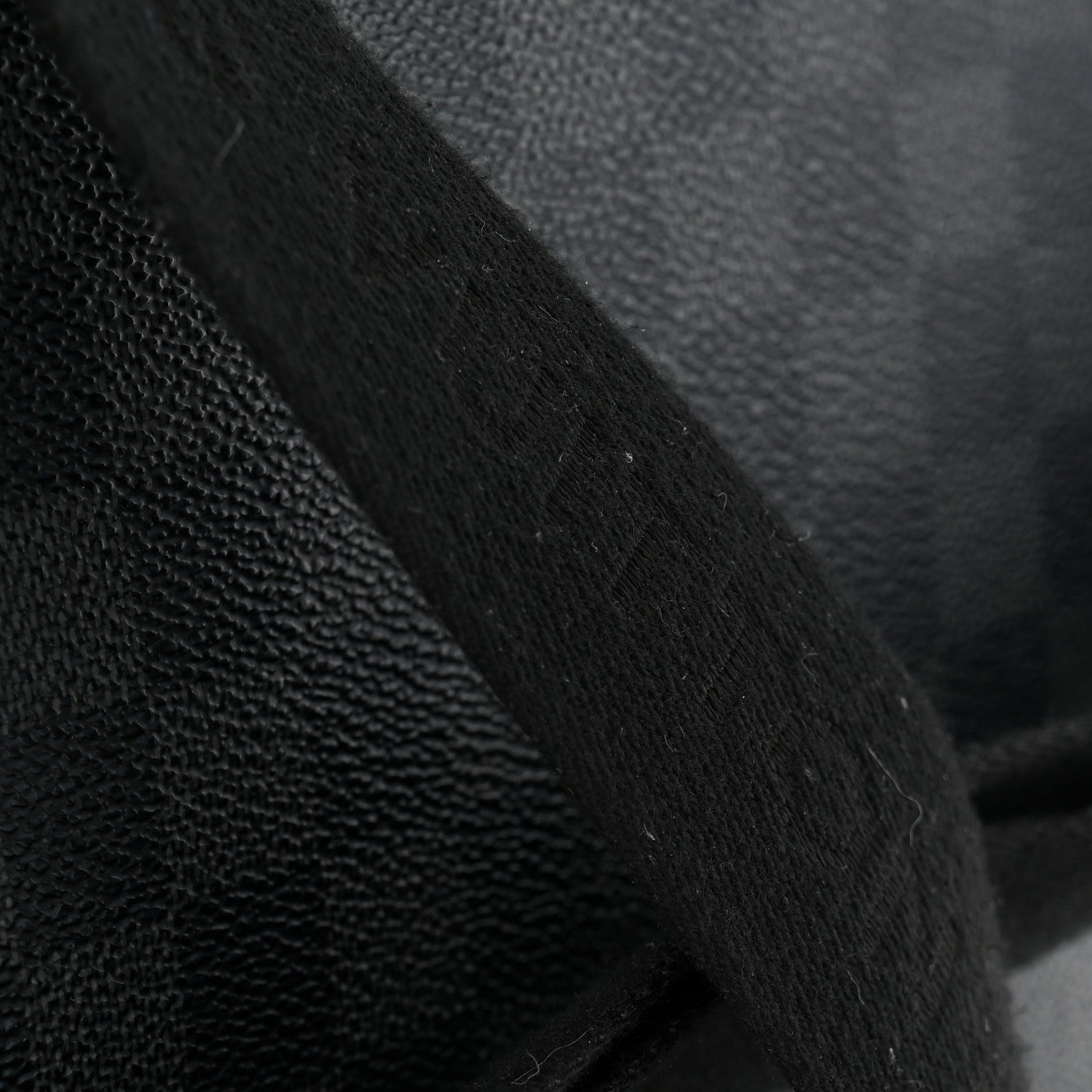 Louis Vuitton Damier Graphite Daniel GM 14 of 14