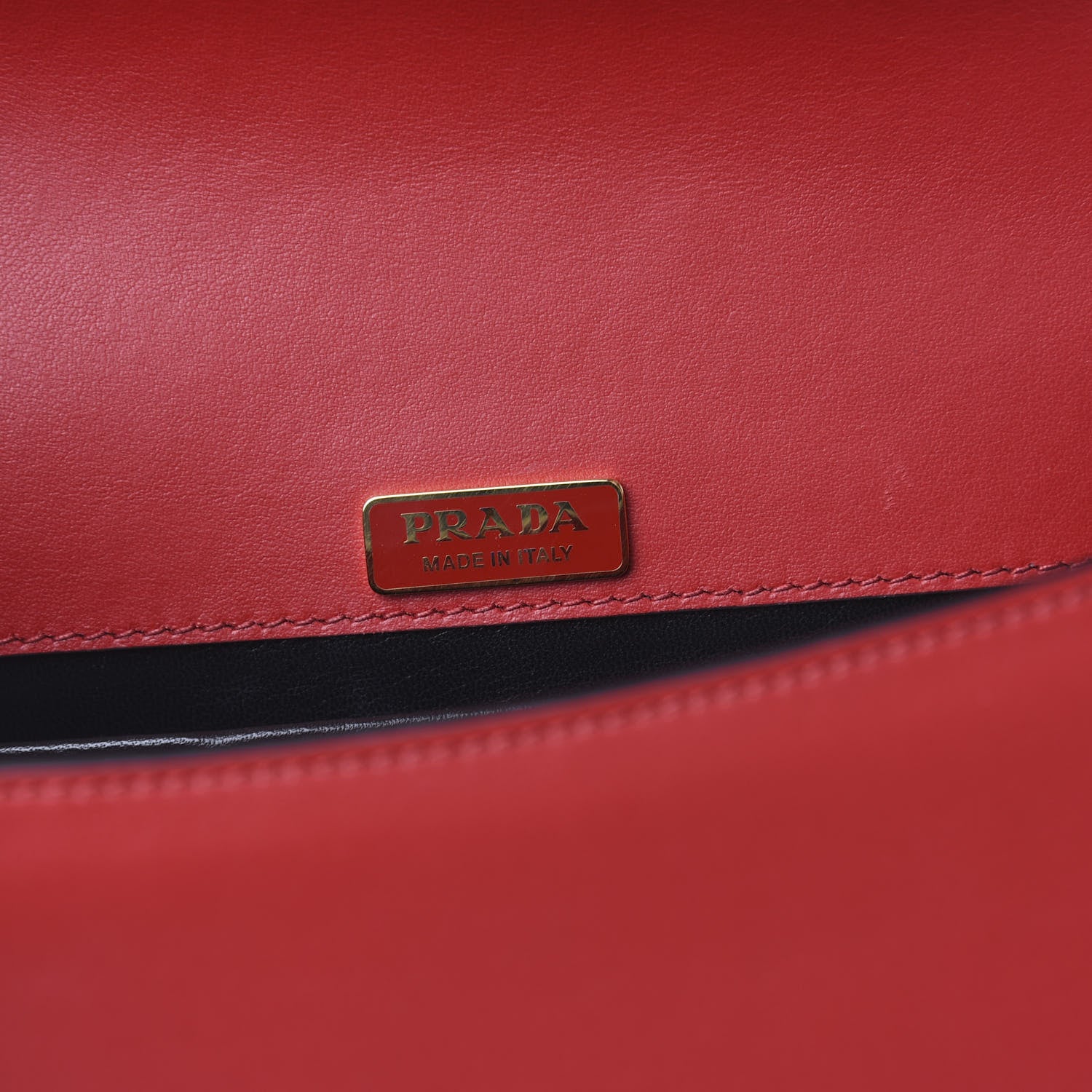 Prada City Calfskin Pionniere Saddle Bag Fuoco 6 of 9