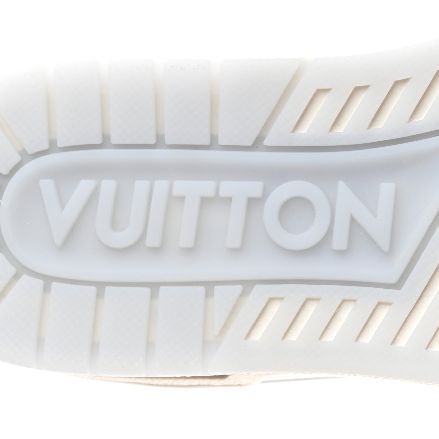 Grained Calfskin Womens LV Trainer Sneakers 37 White