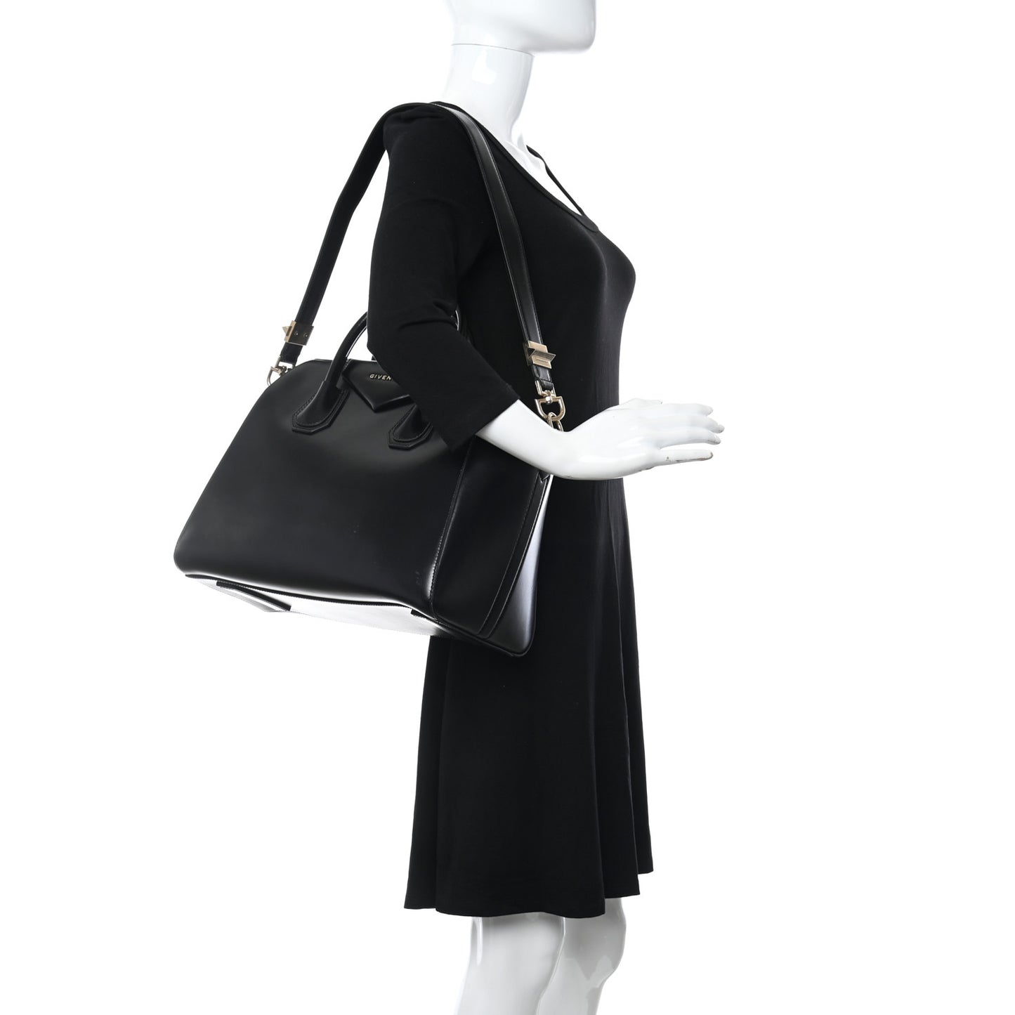 Shiny Lord Calfskin Medium Antigona Black