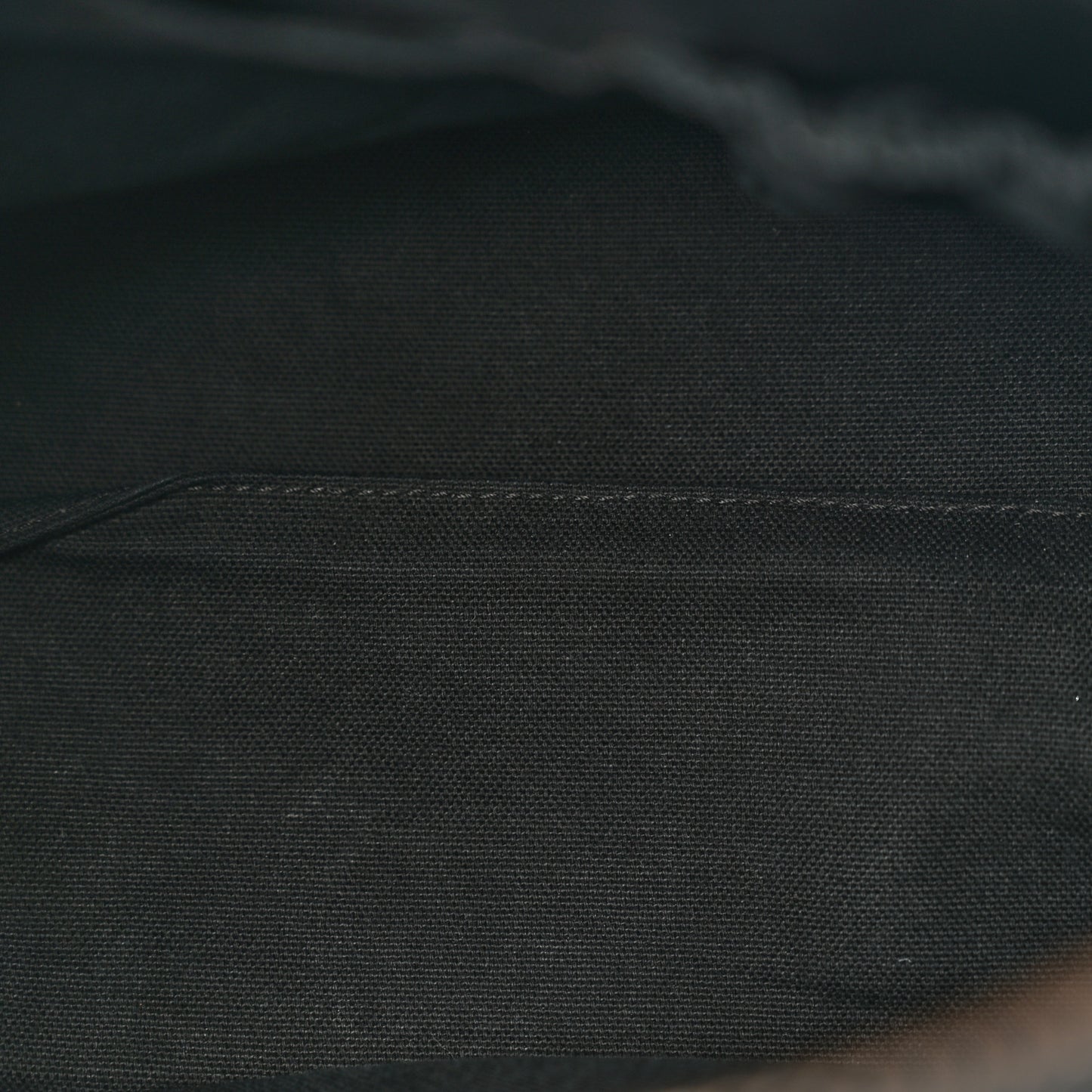 Shiny Lord Calfskin Small Antigona Black