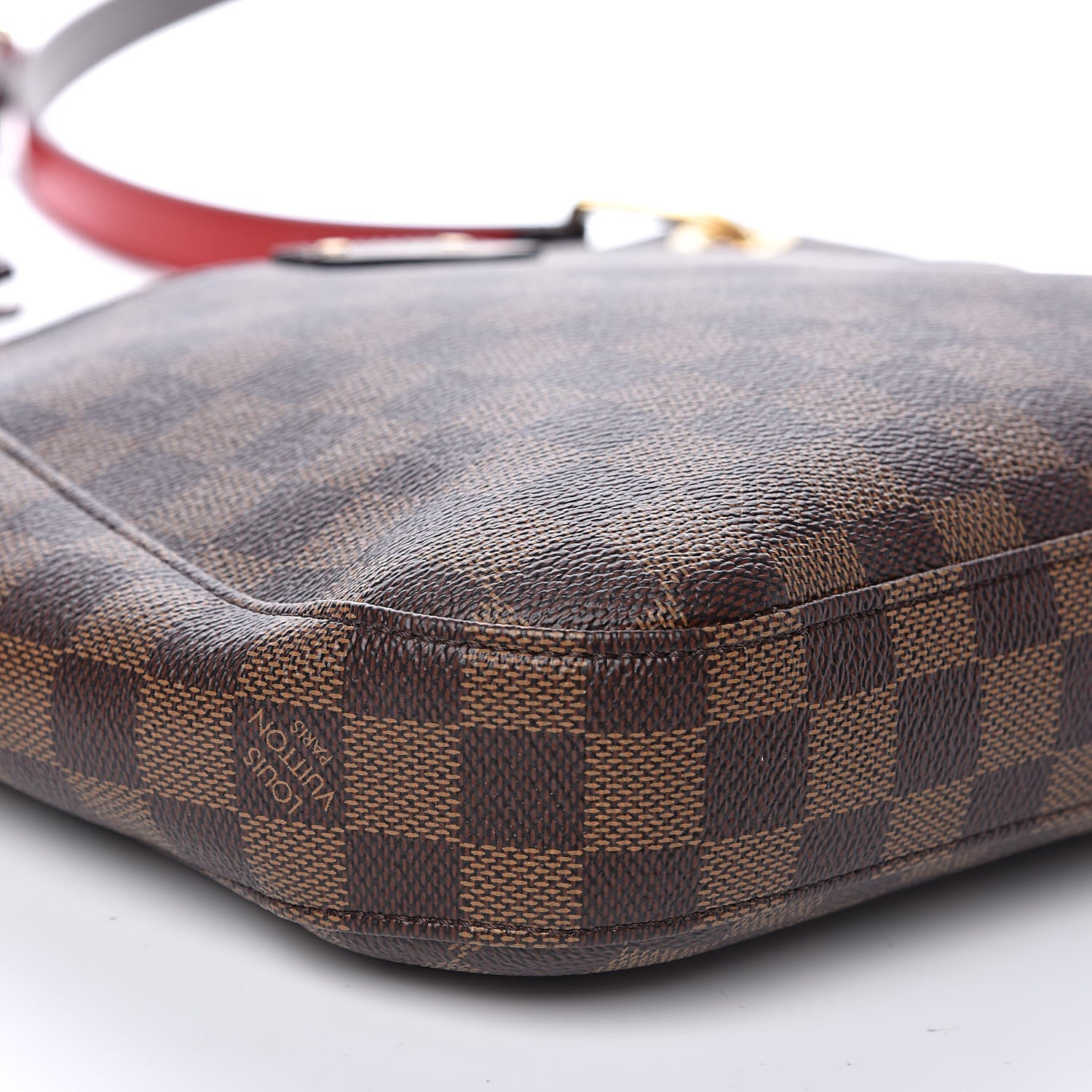 Louis Vuitton Damier Ebene South Bank Besace 8 of 10