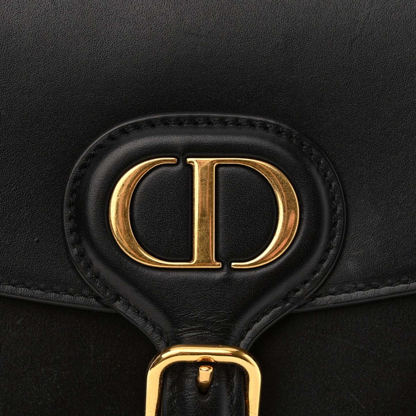 Box Calfskin Medium Bobby Flap Black