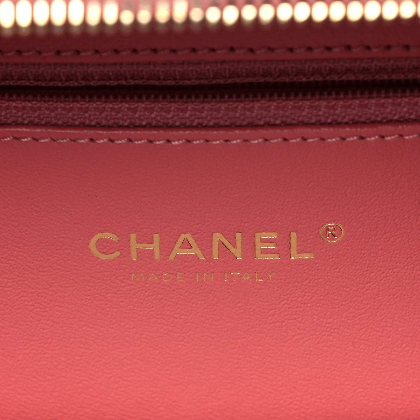 Caviar Quilted Medium CC Filigree Vanity Case Pink