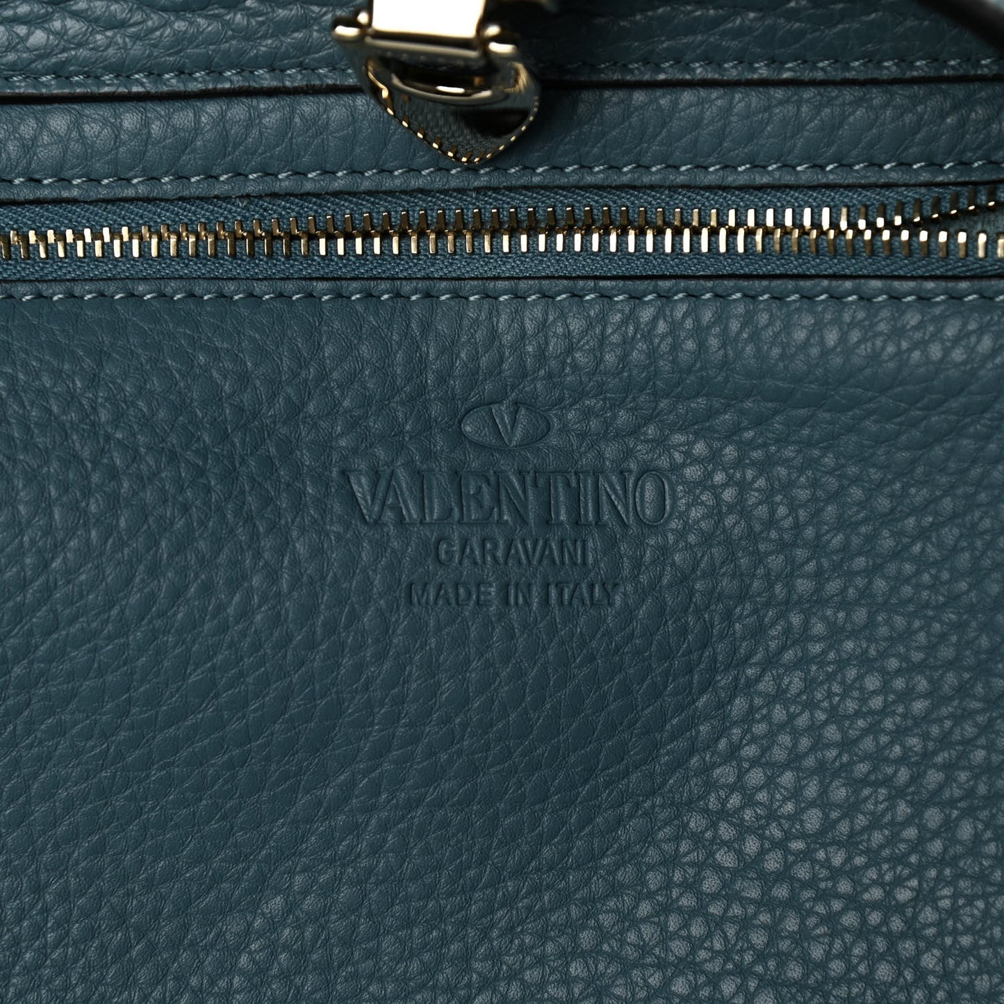 Pebbled Calfskin Mini Rockstud Flip-Lock Messenger Bag Amadeus