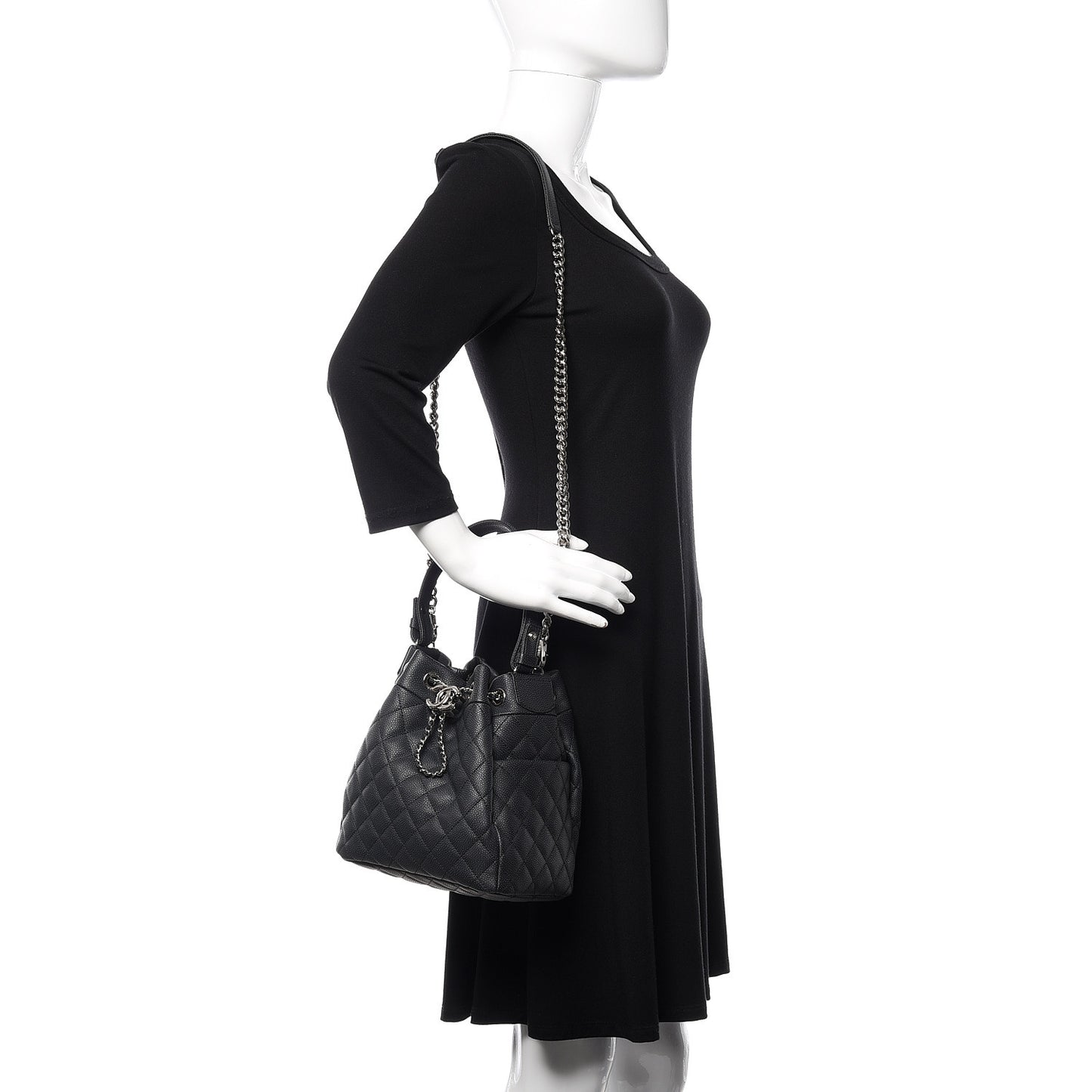 Caviar Flat Quilted CC Chain Bucket Drawstring Bag Black