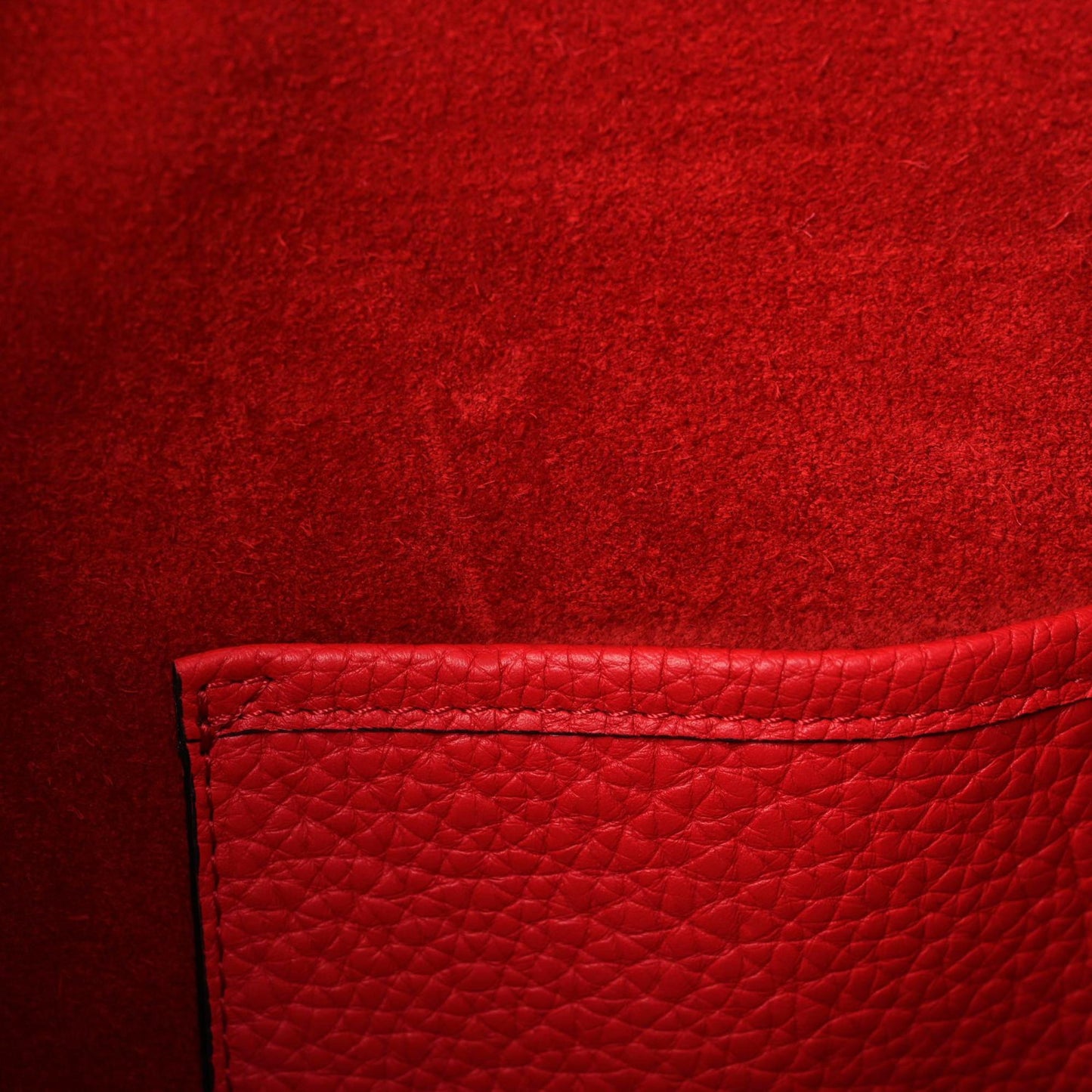 Grained Calfskin Small Rockstud Shoulder Tote Rouge Pur