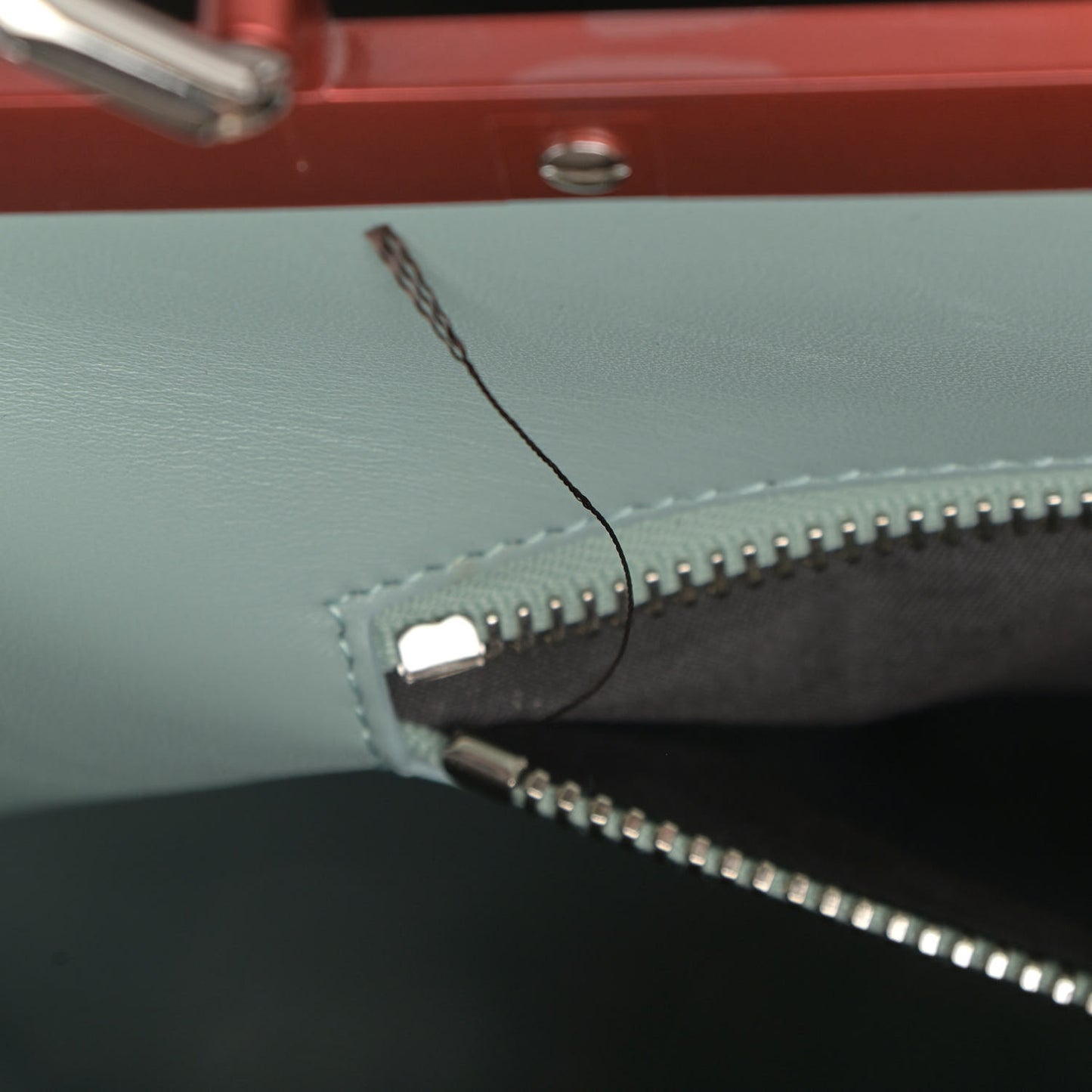 Vitello Dolce Shiny Nappa Large Peekaboo Iconic Satchel Grey