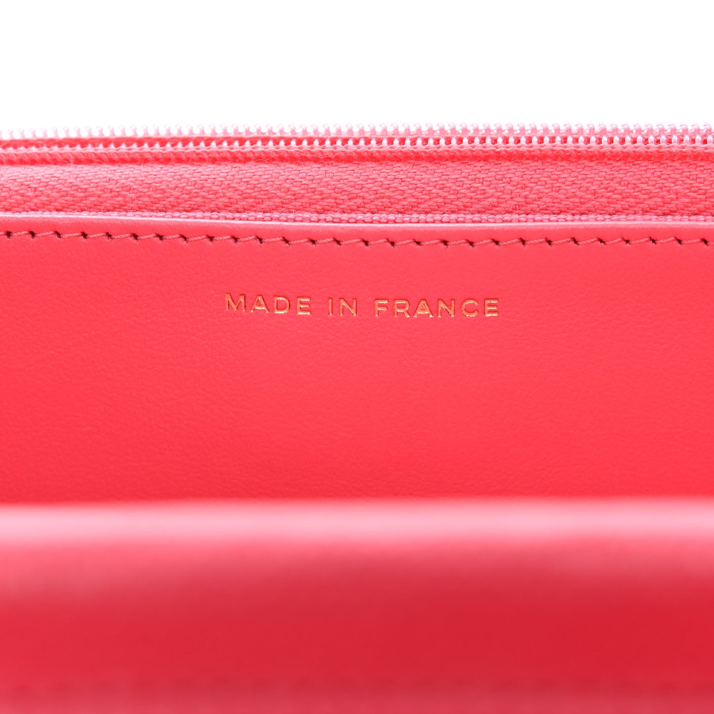 Caviar Quilted Wallet on Chain WOC Pink