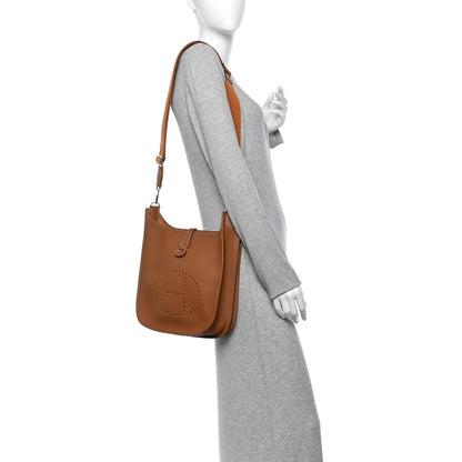 Hermes Taurillon Clemence Evelyne III PM Gold 2 of 11