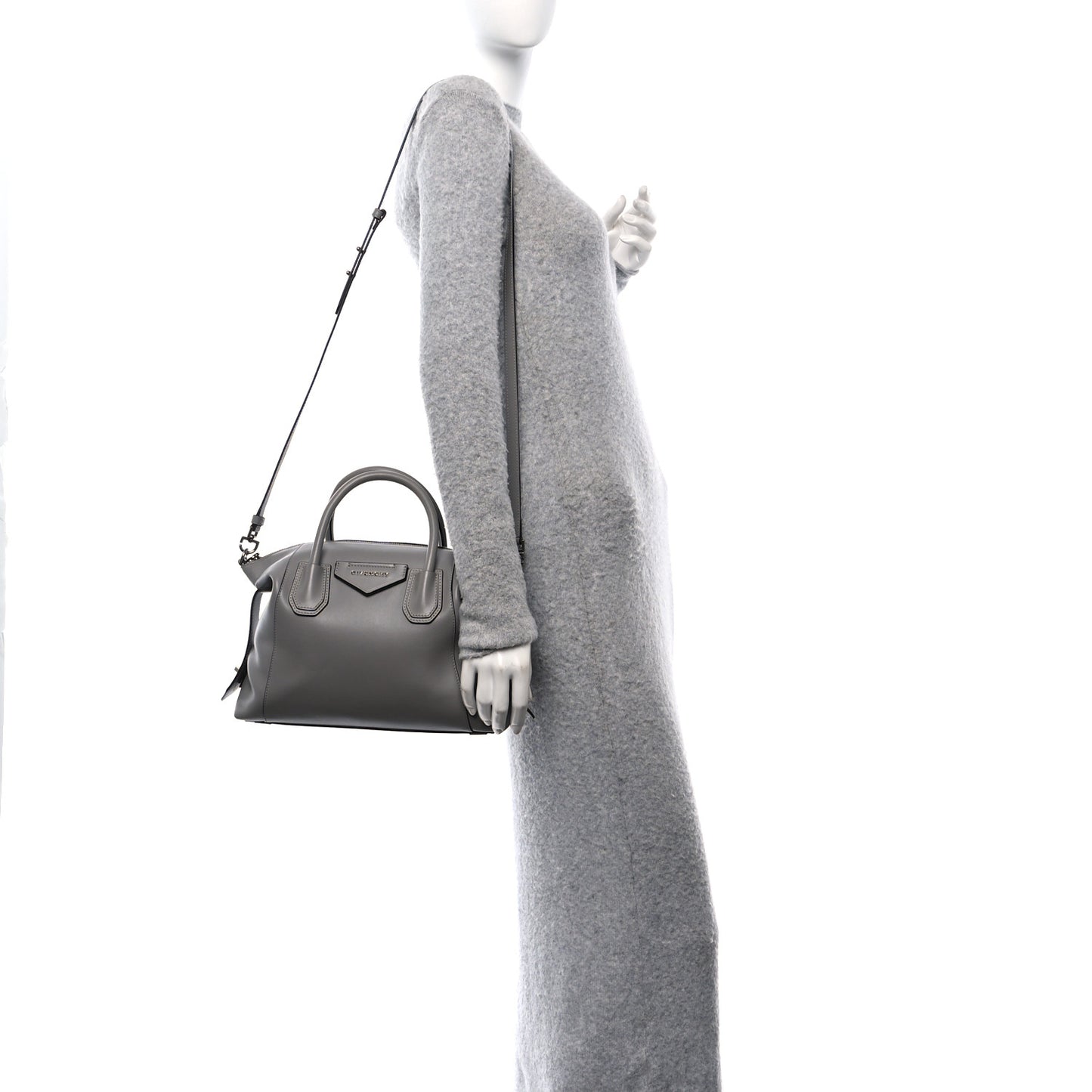 Soft Calfskin Small Soft Antigona Pearl Grey