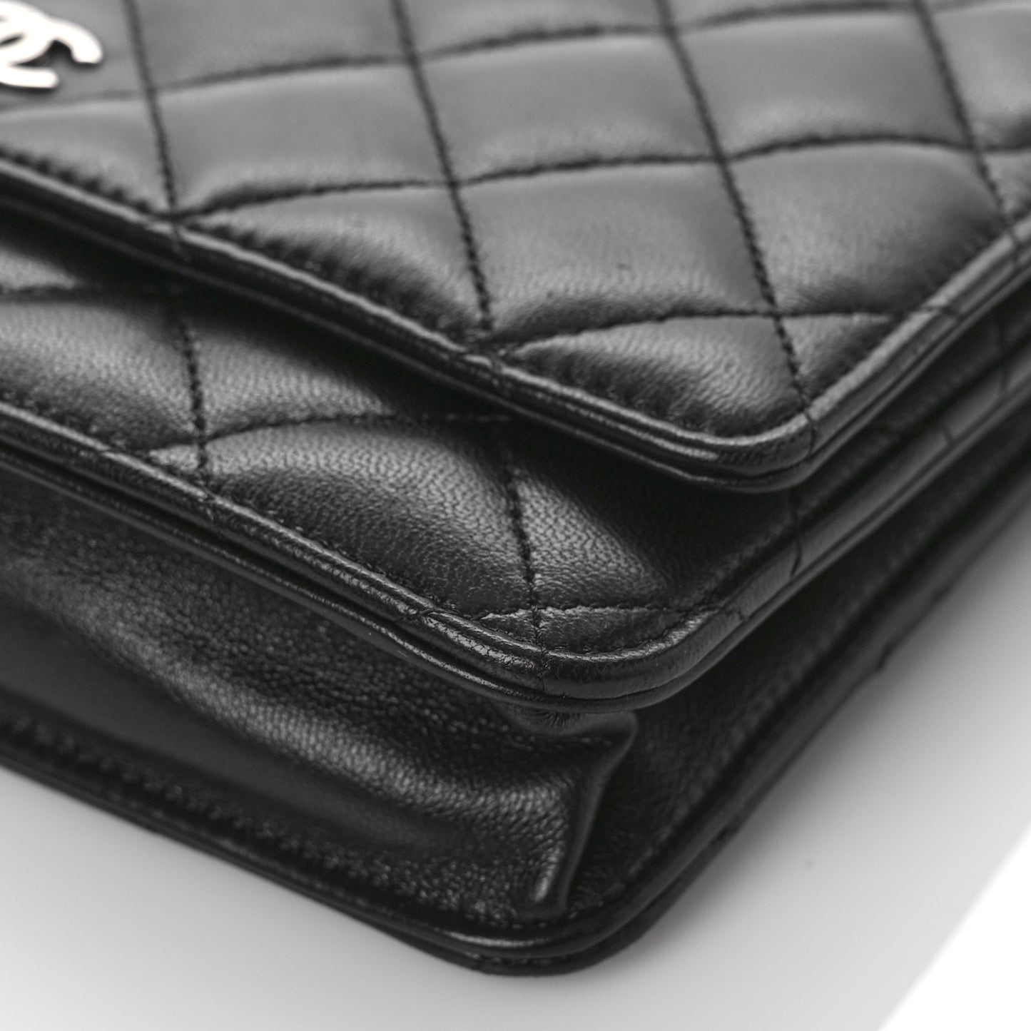 Lambskin Quilted Wallet On Chain WOC Black