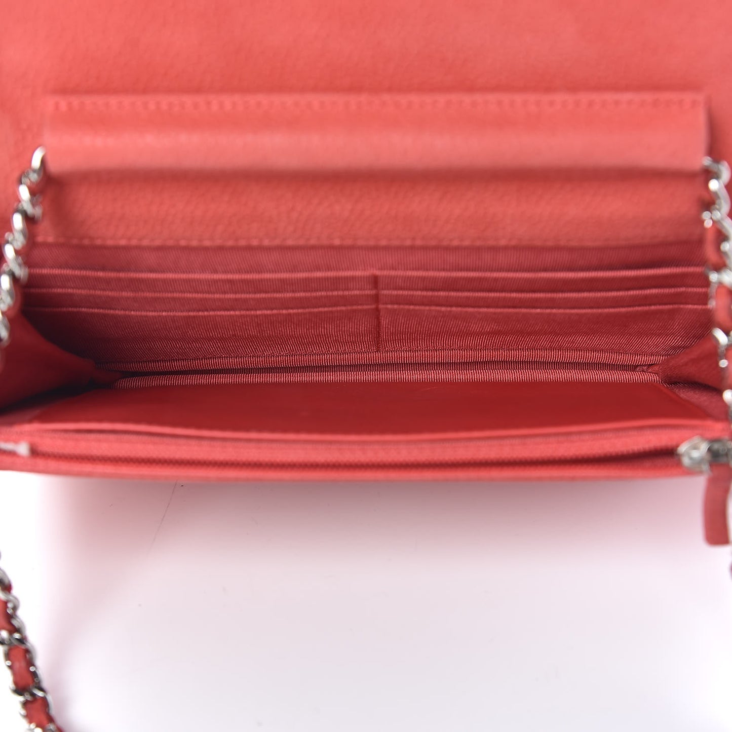 Iridescent Caviar Quilted Wallet On Chain WOC Coral
