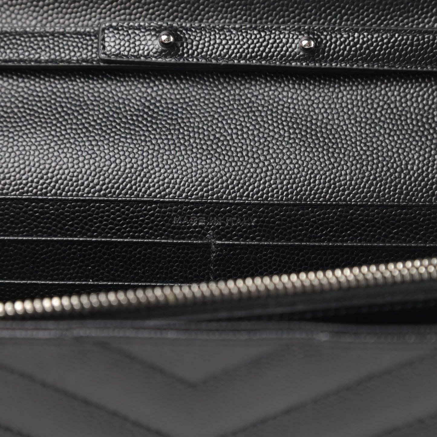 Grain De Poudre Matelasse Chevron Monogram Chain Wallet Black
