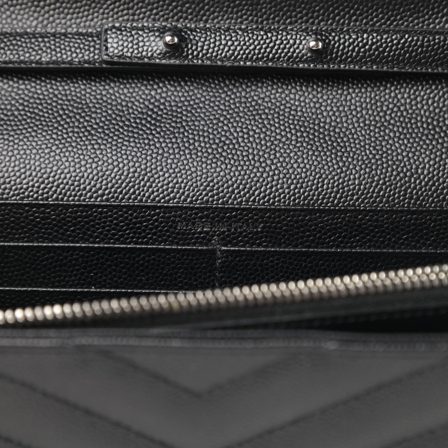 Saint Laurent Grain De Poudre Matelasse Chevron Monogram Chain Wallet Black 7 of 12