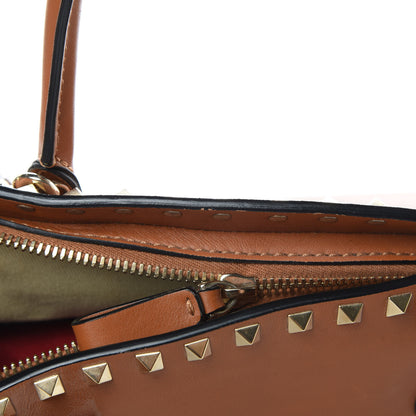 Valentino Garavani Vitello Rockstud Dome Shopper Light Cuir 16 of 16