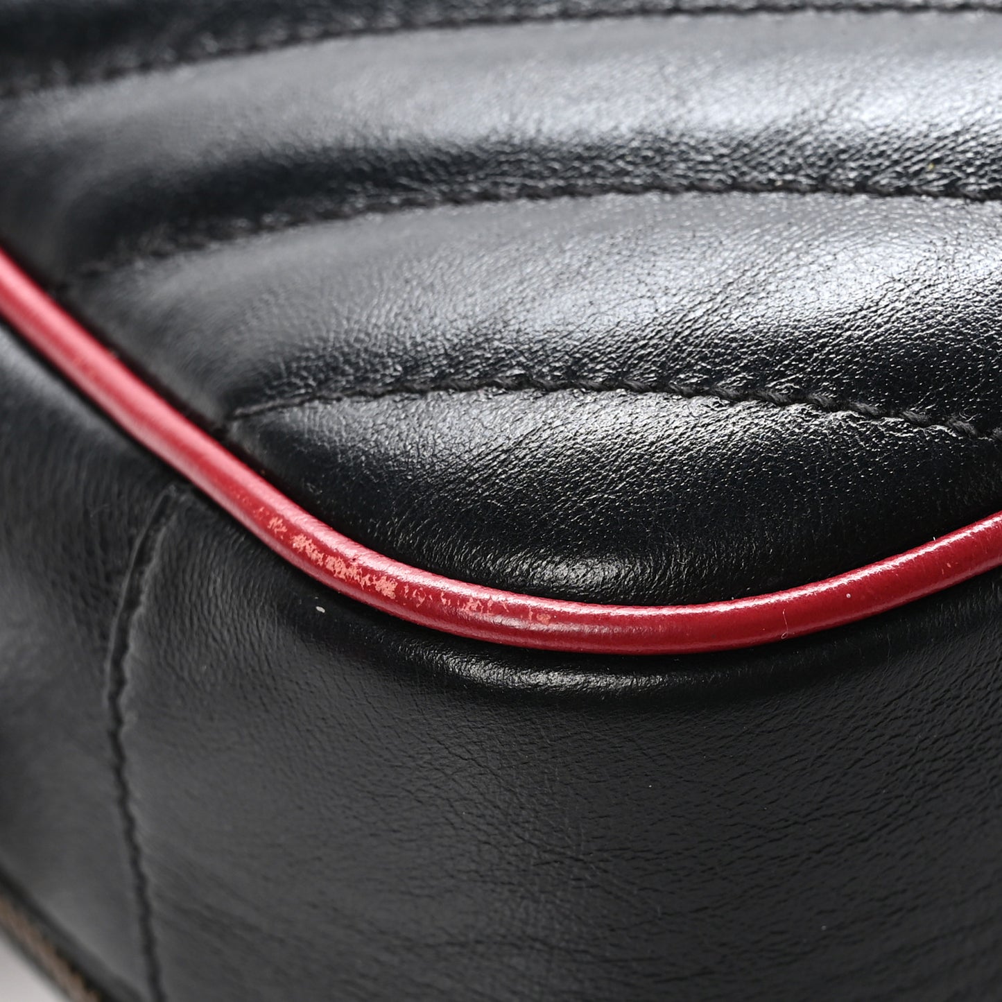 Vintage Effect Calfskin Matelasse Diagonal Small Torchon GG Marmont Bamboo Top Handle Shoulder Bag Black Romantic Cherry