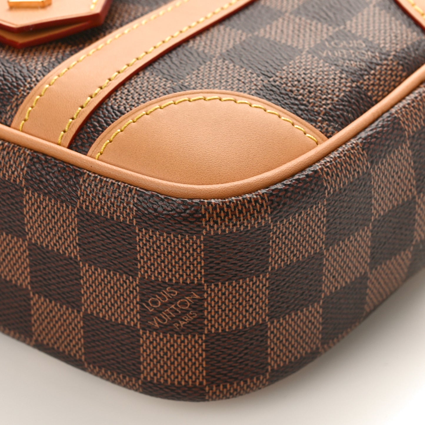 Damier Ebene Valisette Souple BB