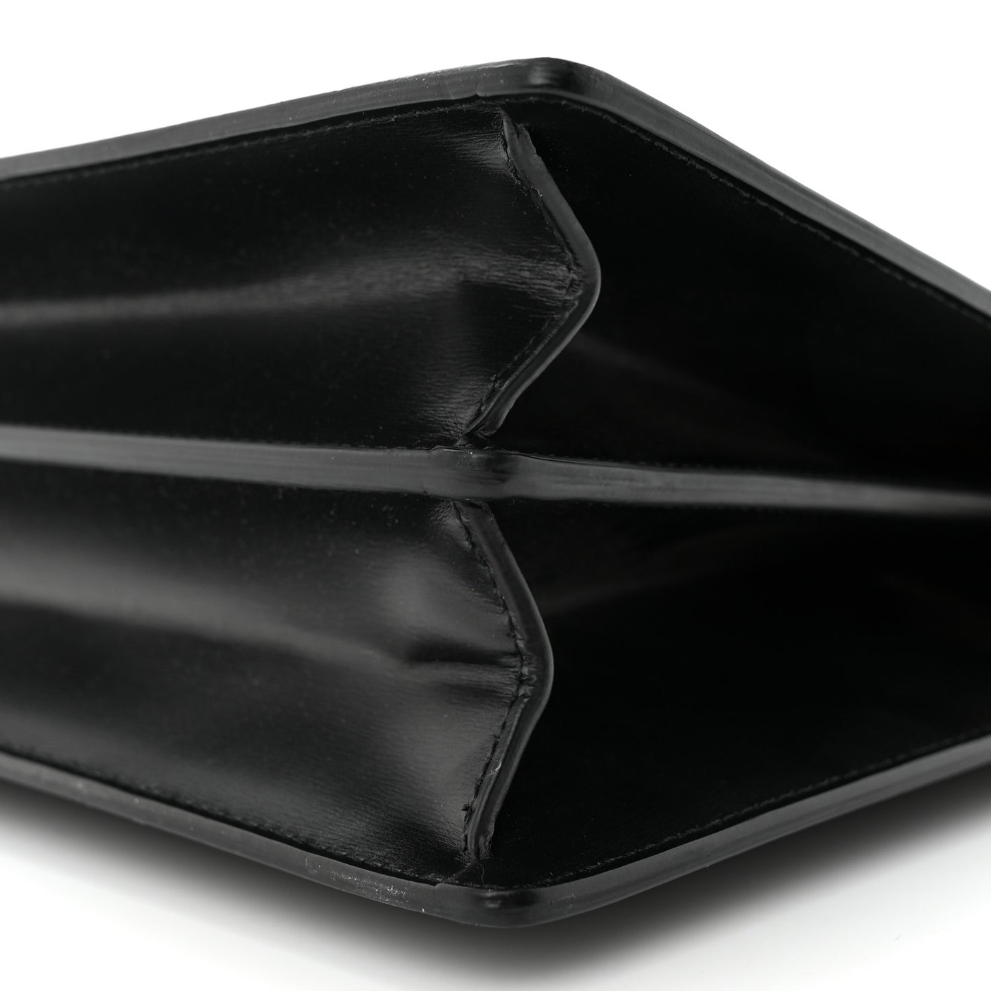 Box Calfskin Medium Clasp Bag Black