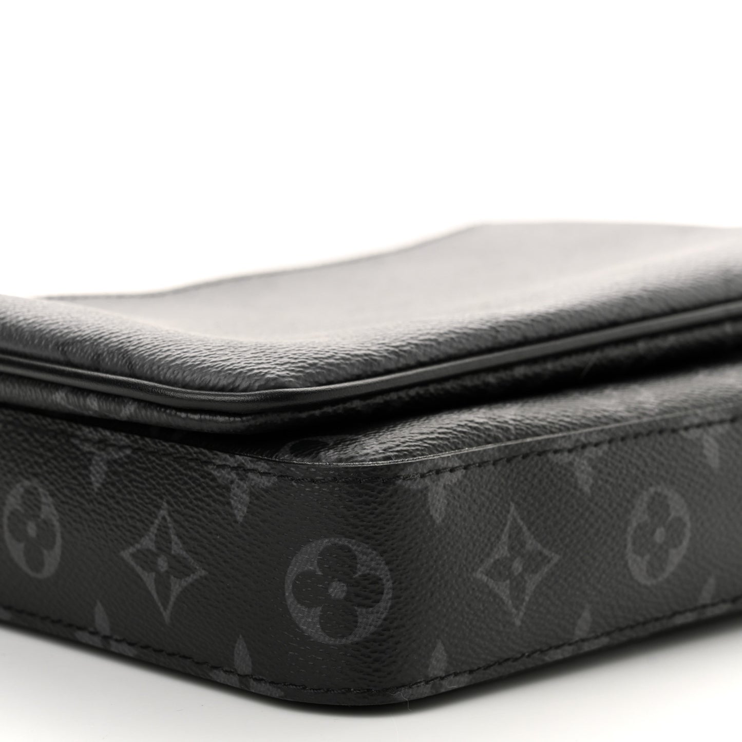 Reverse Monogram Eclipse Trio Messenger