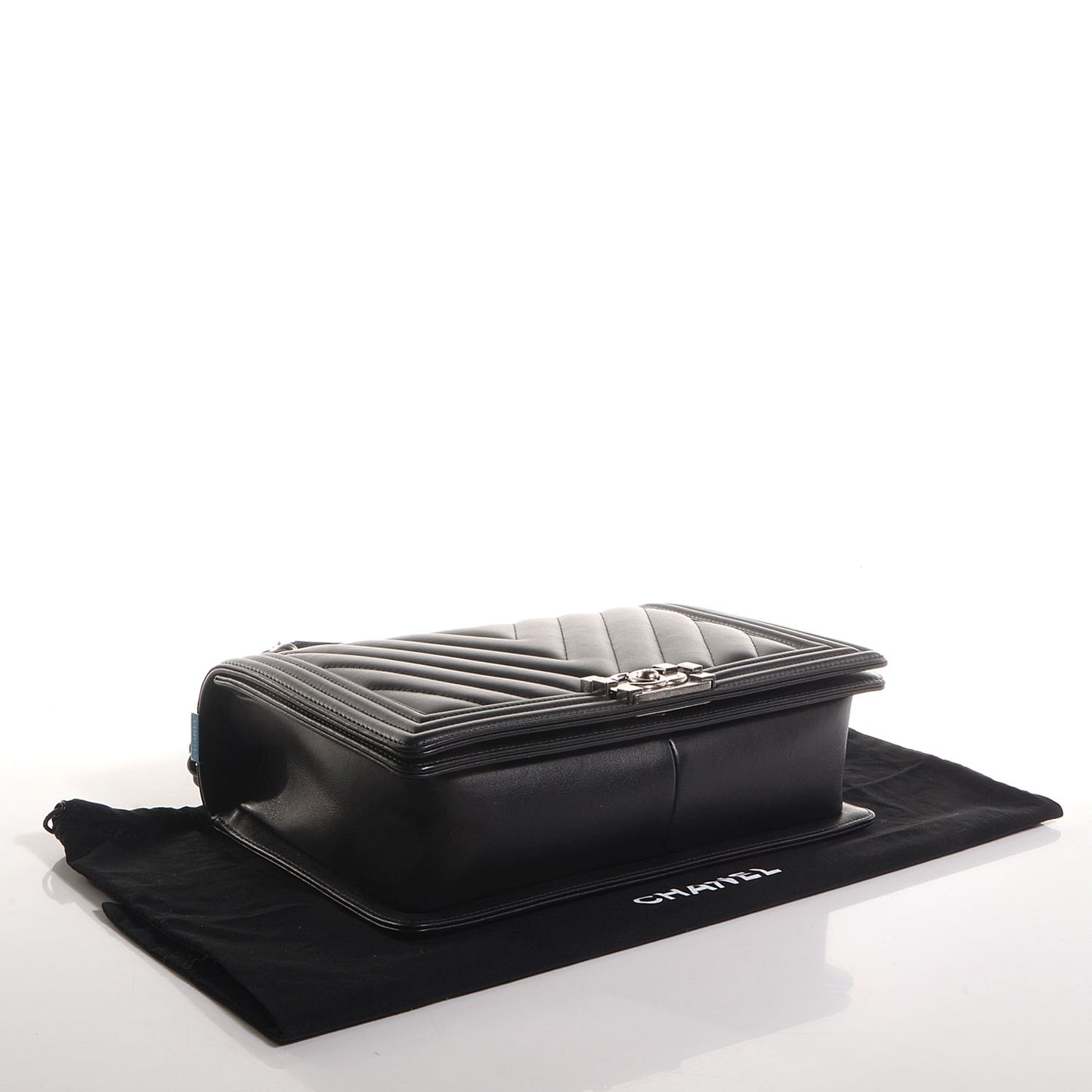 Calfskin Chevron New Medium Boy Flap Black