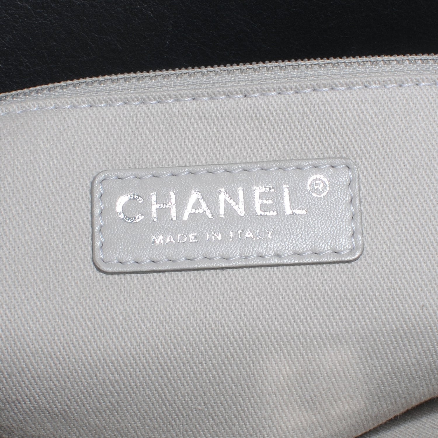 Chanel Aged Calfskin Be CC Tote Black 6 of 7
