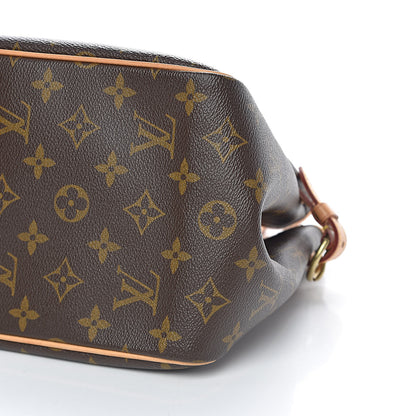 Louis Vuitton Monogram Batignolles 9 of 10